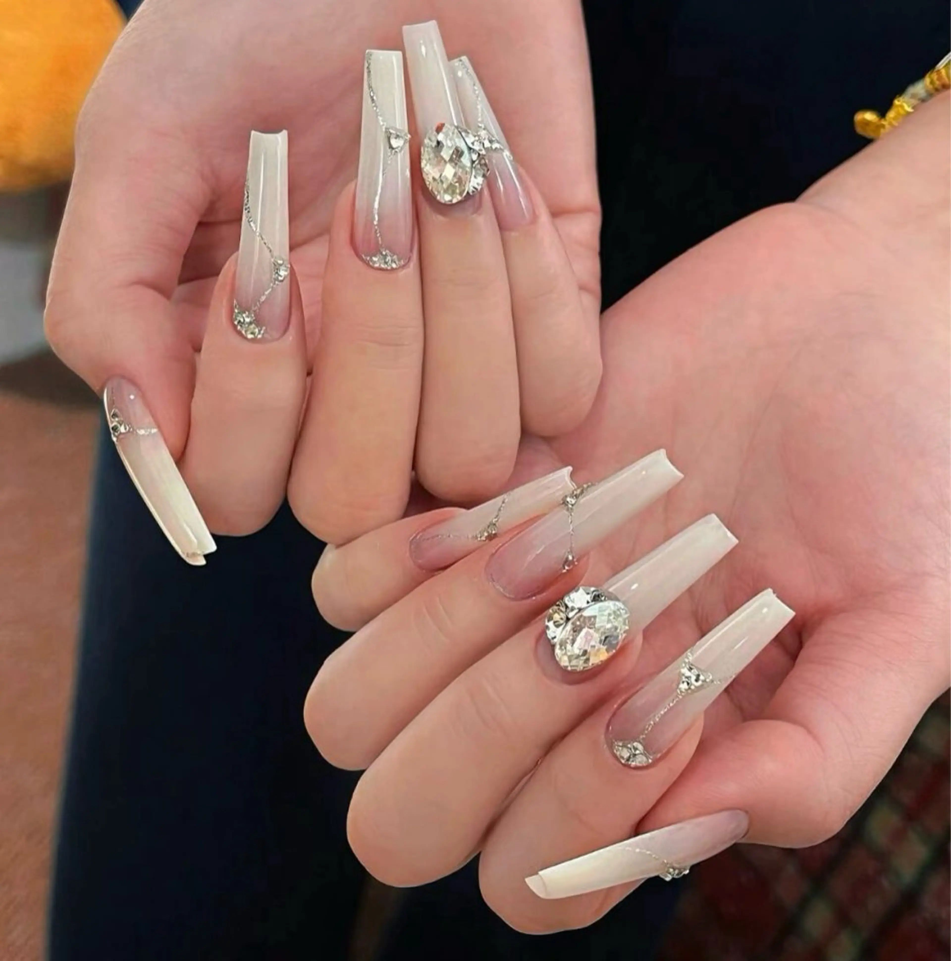 ネイル ハンドネイル U.mi Nail Salonのネイルデザイン