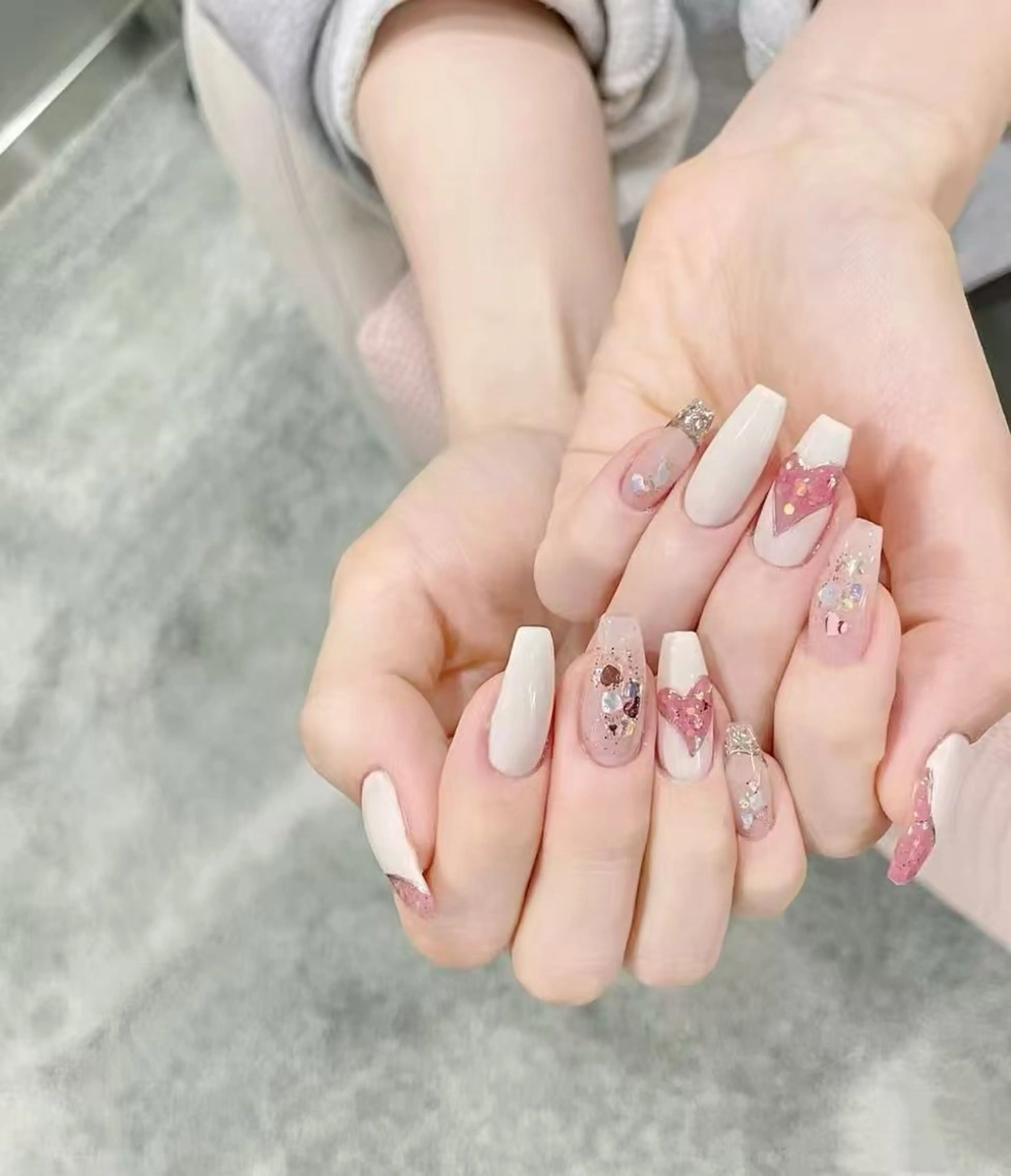 ネイル フラワーネイル フレンチネイル ジェルネイル ガラスフレンチ ハート ハンドネイル BabyYouMi nailのネイルデザイン