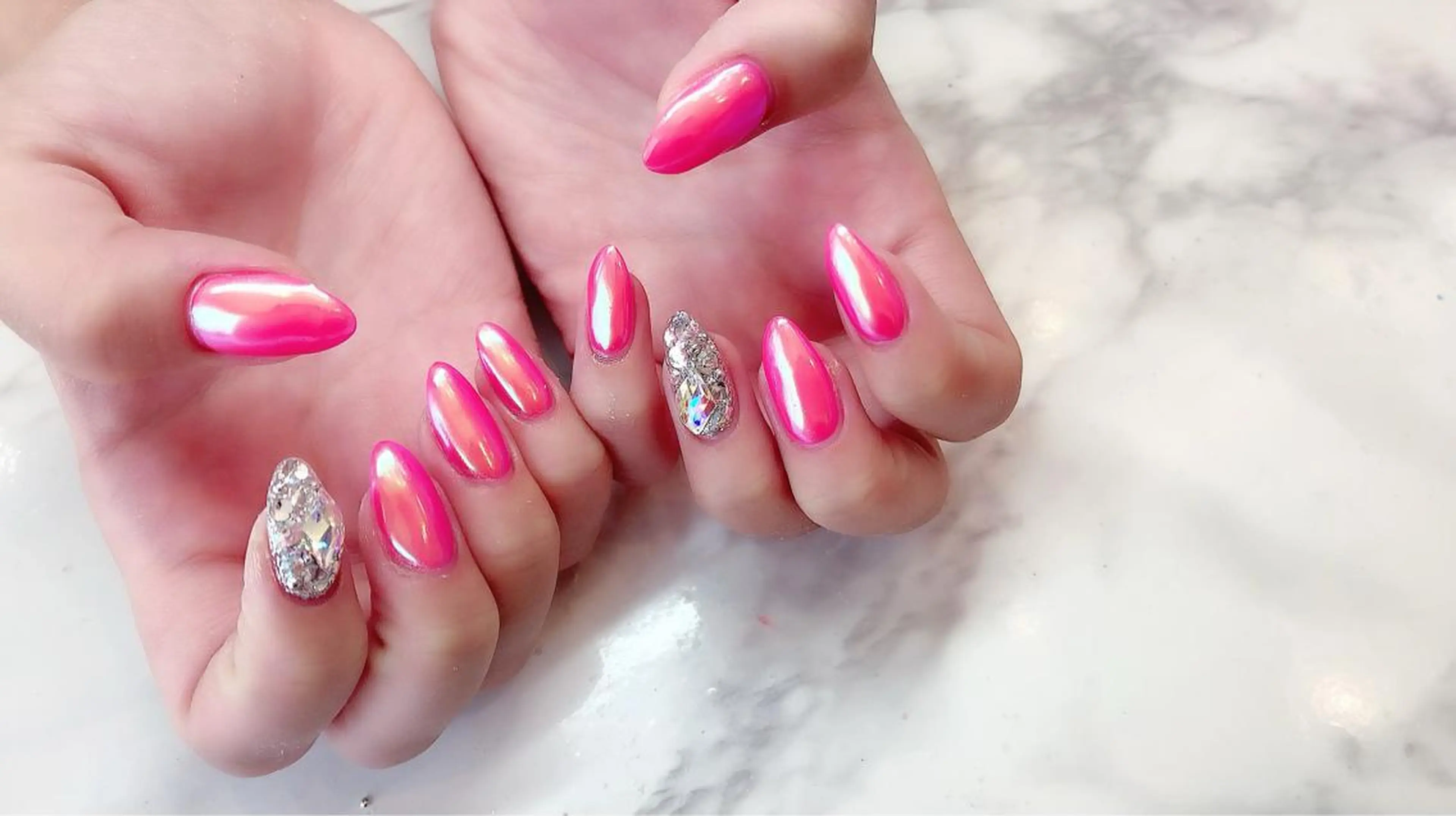 ネイル noix nail &eyeのネイルデザイン