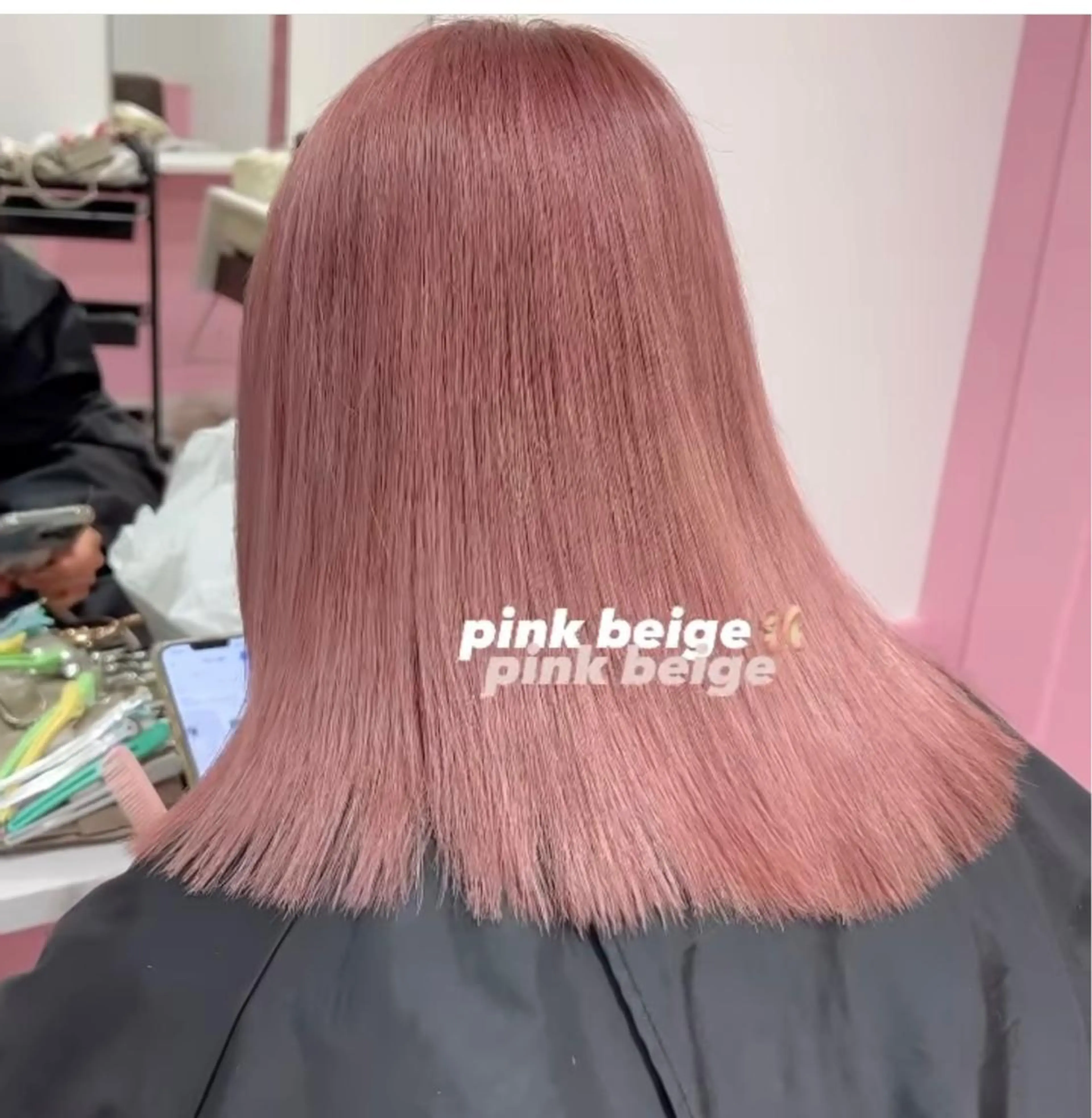 セミロング ナナ♡レイヤーカット ♡似合わせカラーのヘアスタイル