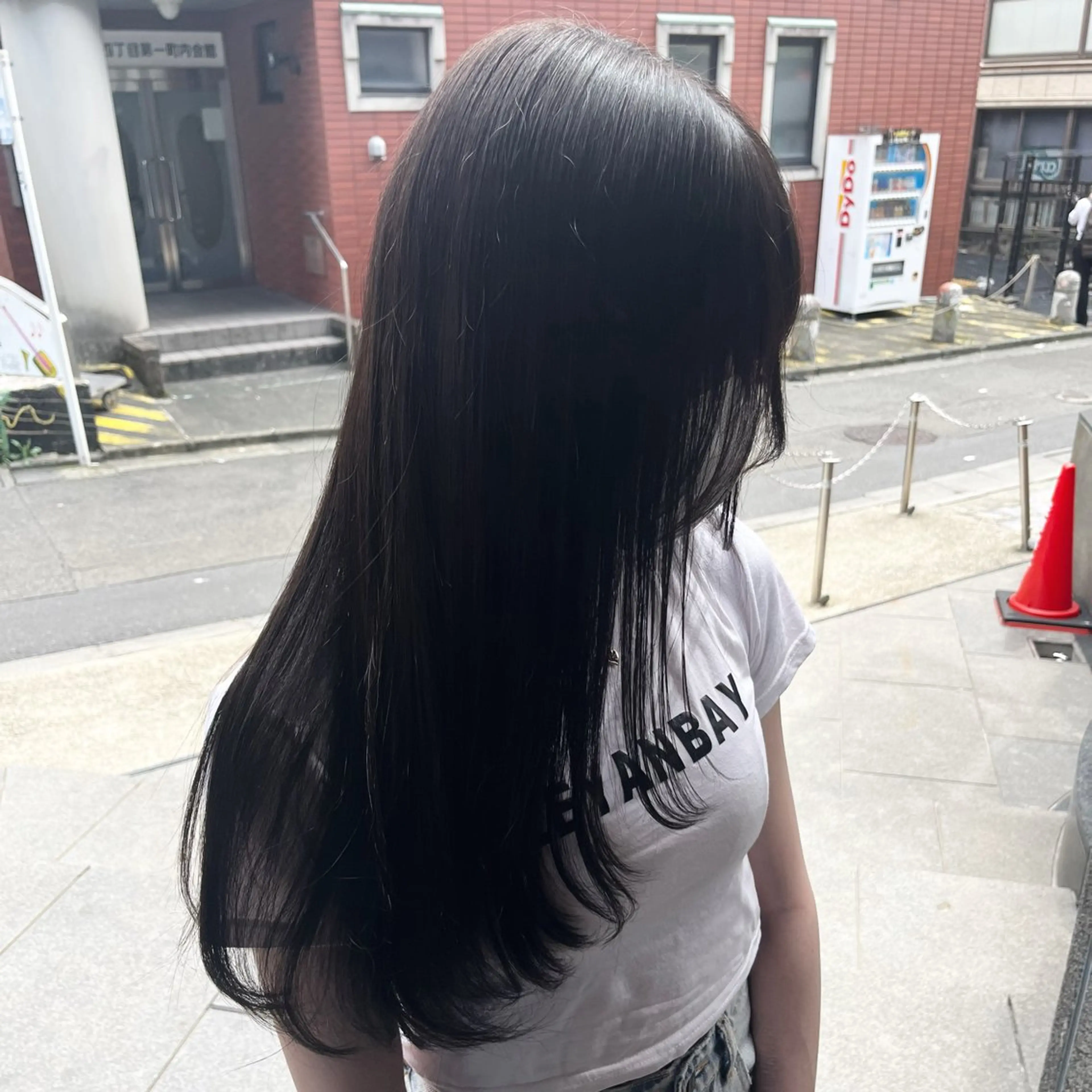 ロング カット 透け感ブラウンカラー /レイヤー🧸ナシコのヘアスタイル