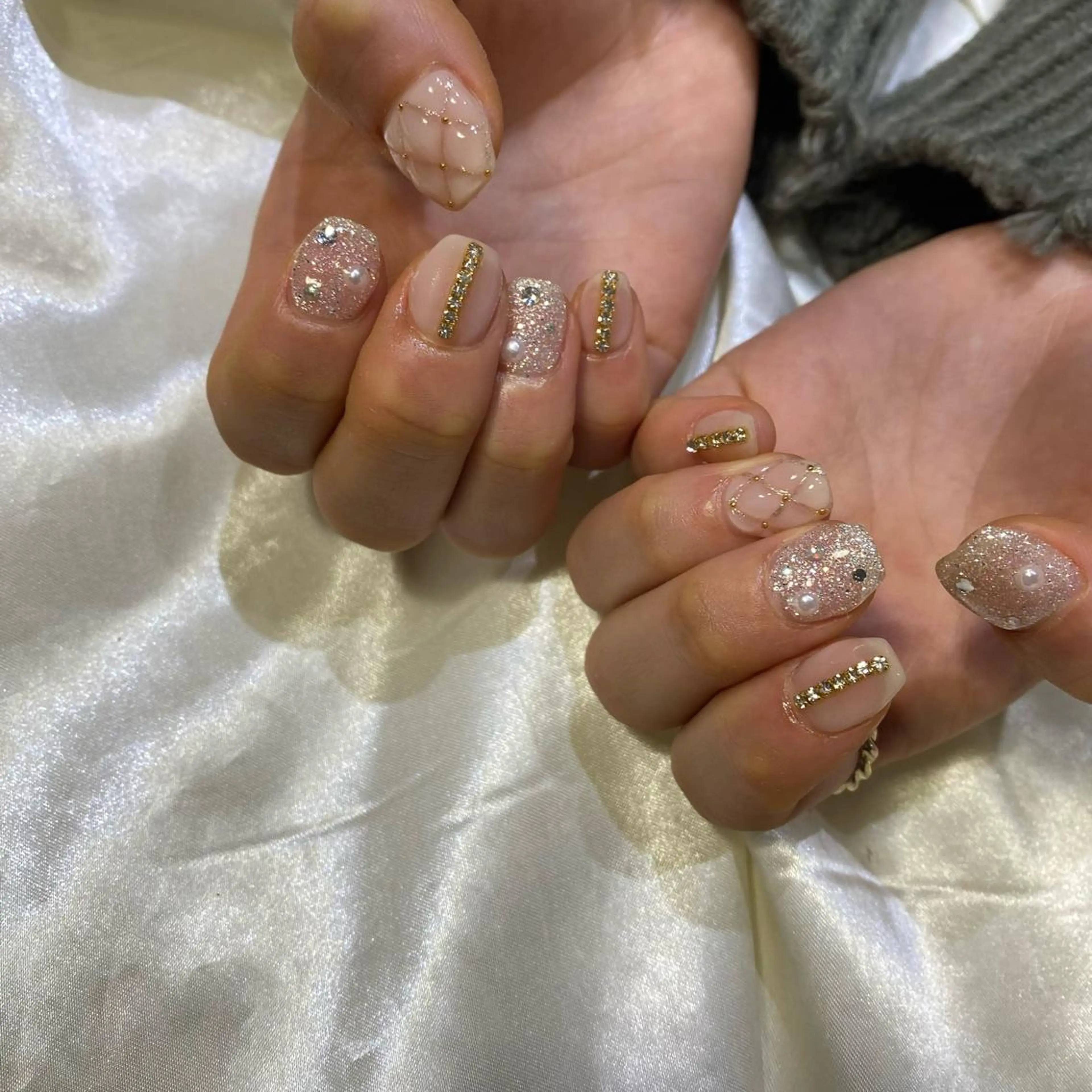 ネイル ハンドネイル 西岡 杏のネイルデザイン