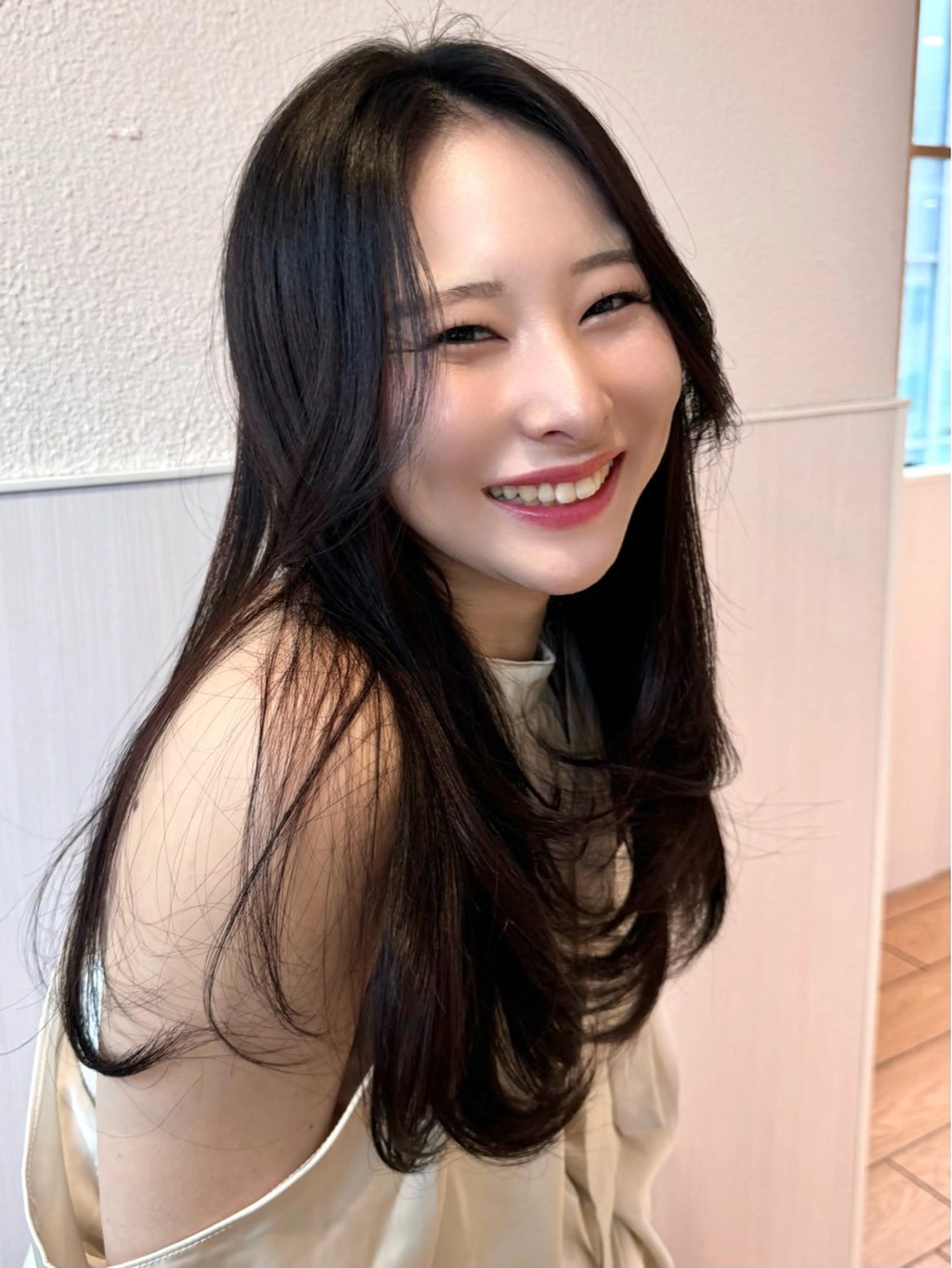 ミディアム ミディアムレイヤー ハイレイヤー レイヤーカット 似合わせカット ETOWA shinjuku所属・小顔似合わせ提案/ レイヤー/川澄かずまのヘアスタイル