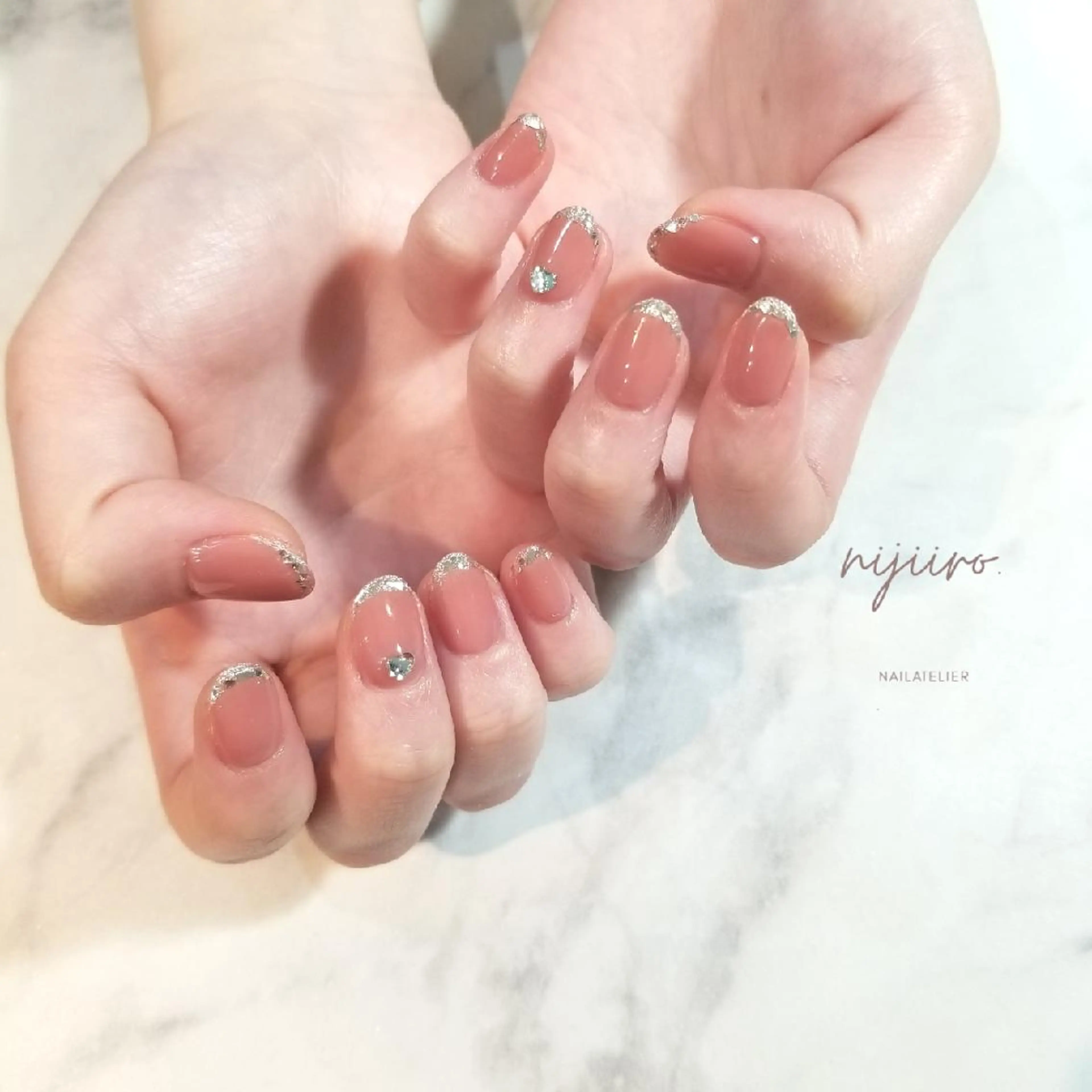 ネイル フレンチネイル ガラスフレンチ ハンドネイル nijiiro🌈 サトウのネイルデザイン