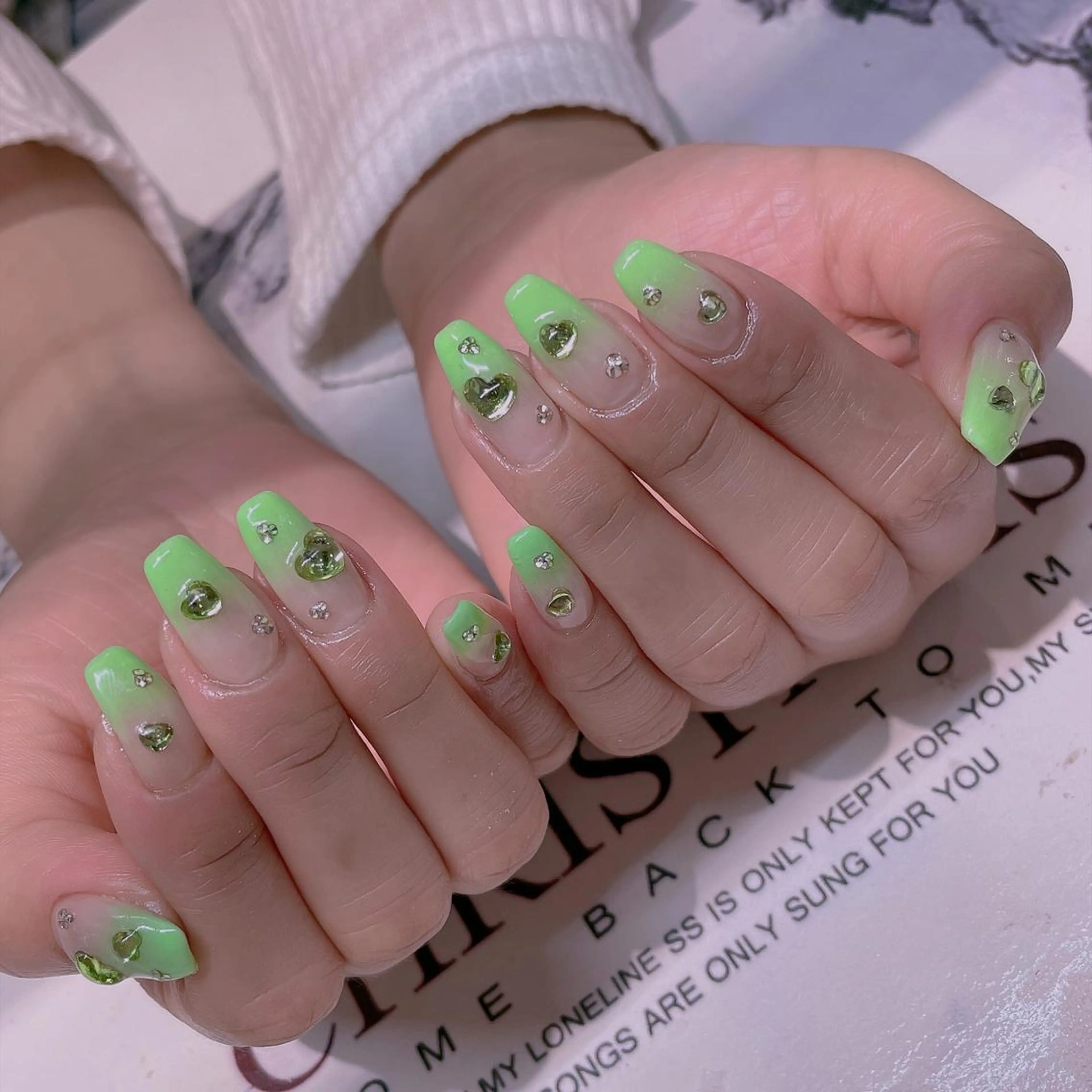 ネイル 長さだし専門店 M2　rikaのネイルデザイン