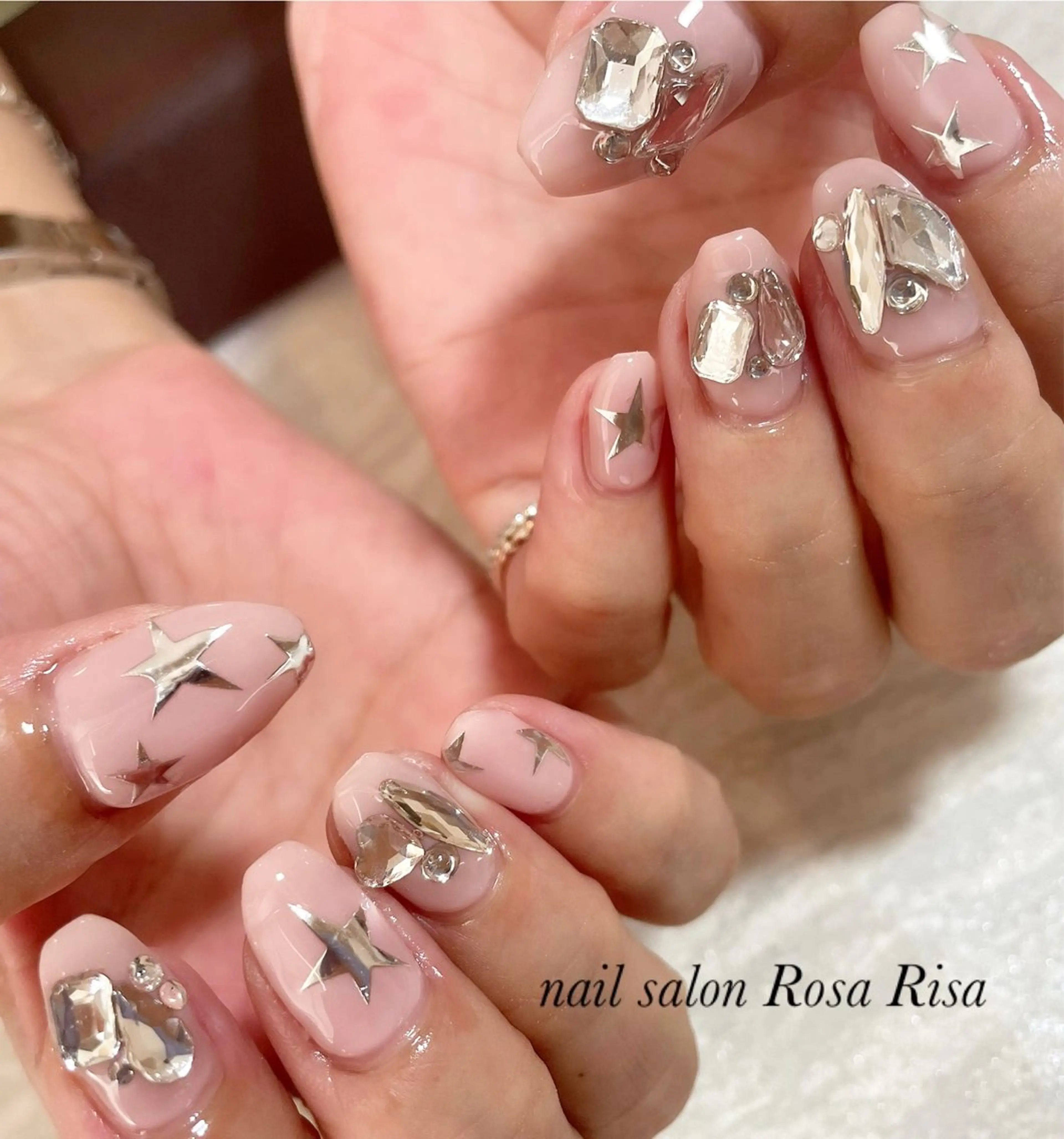 ネイル ネイルスタジオ シェイクユアハンズのネイルデザイン