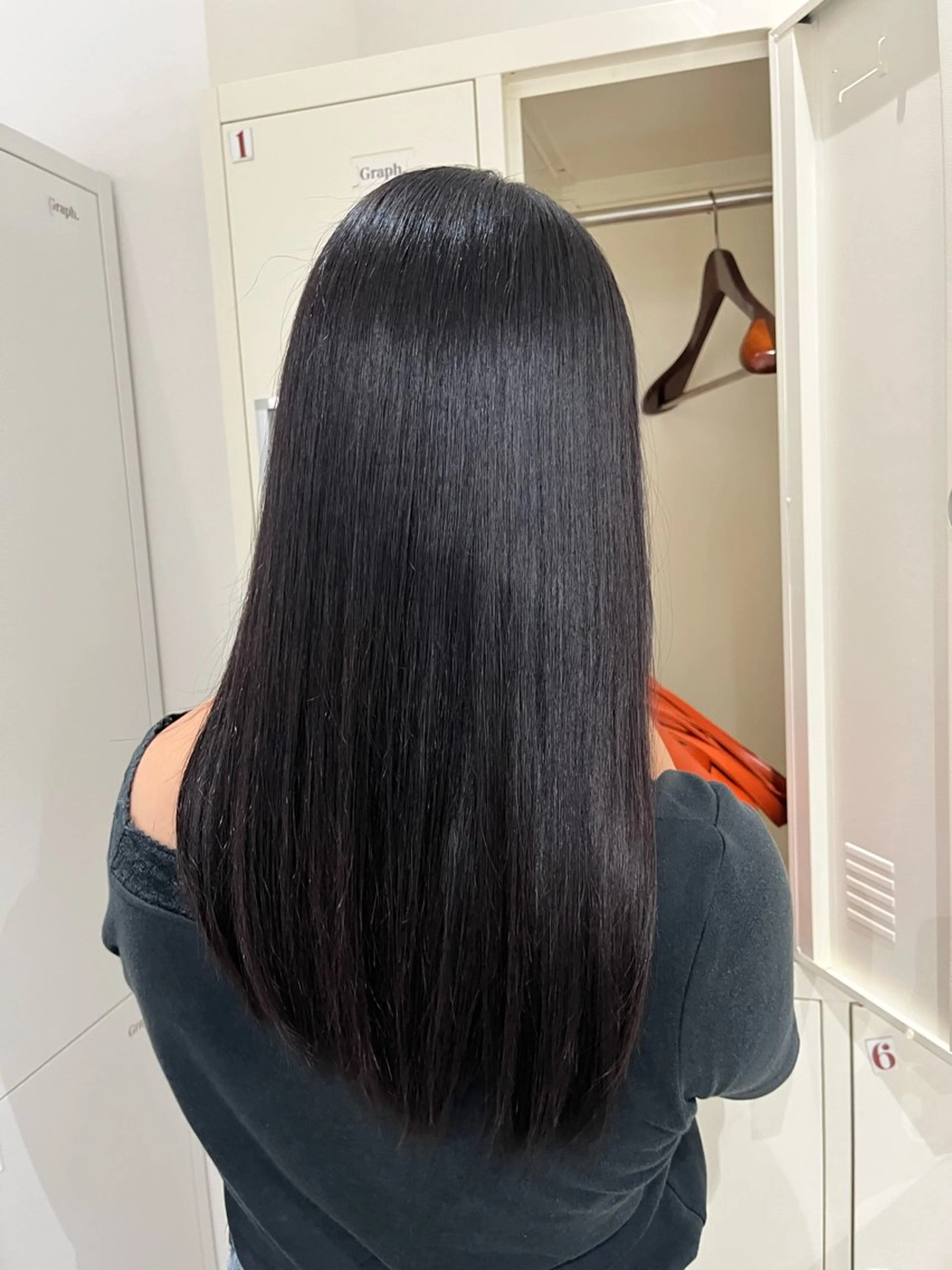 ロング カラー 原口 桃歌のヘアスタイル