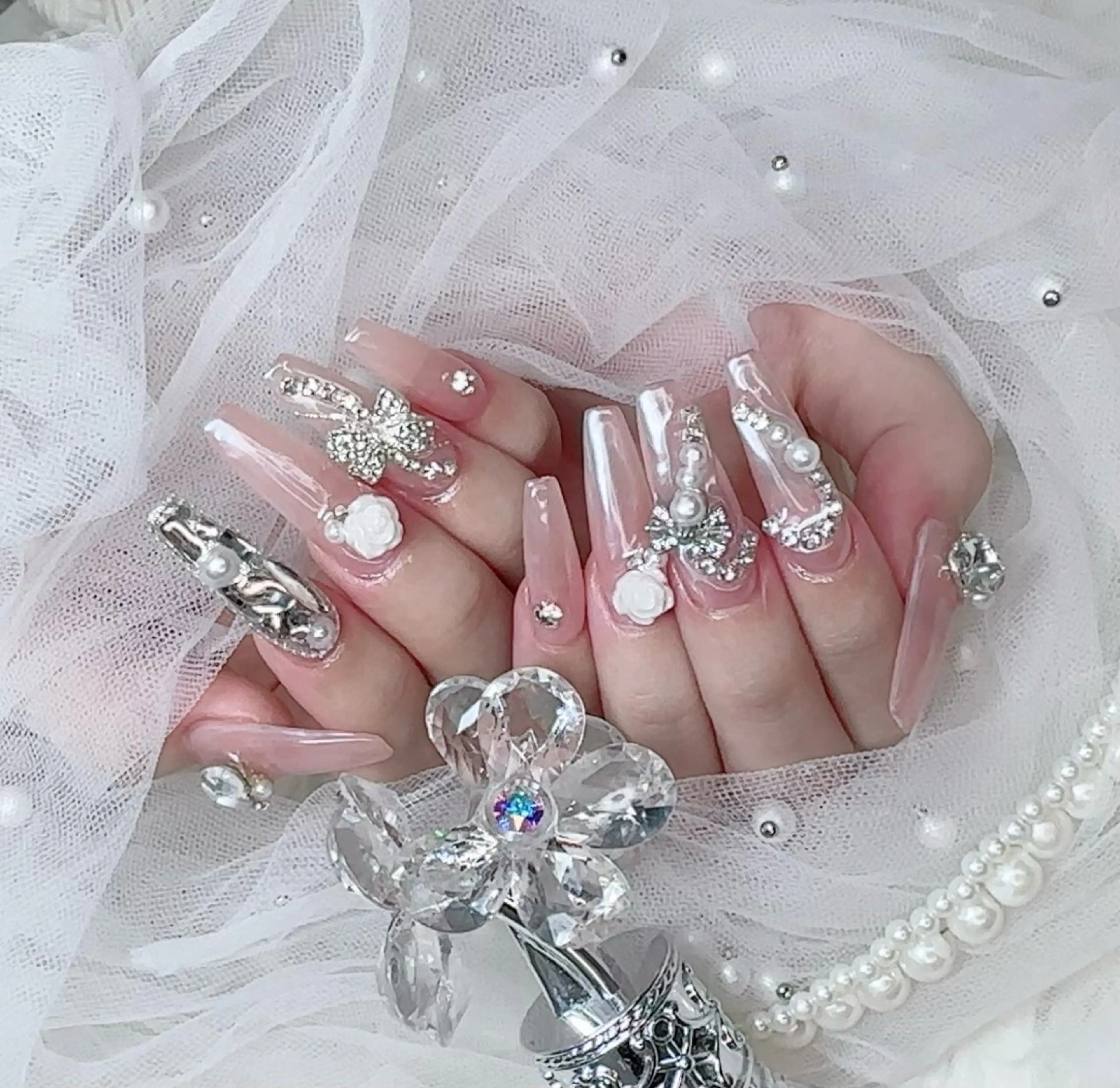 ネイル ハンドネイル フットネイル R salonのネイルデザイン