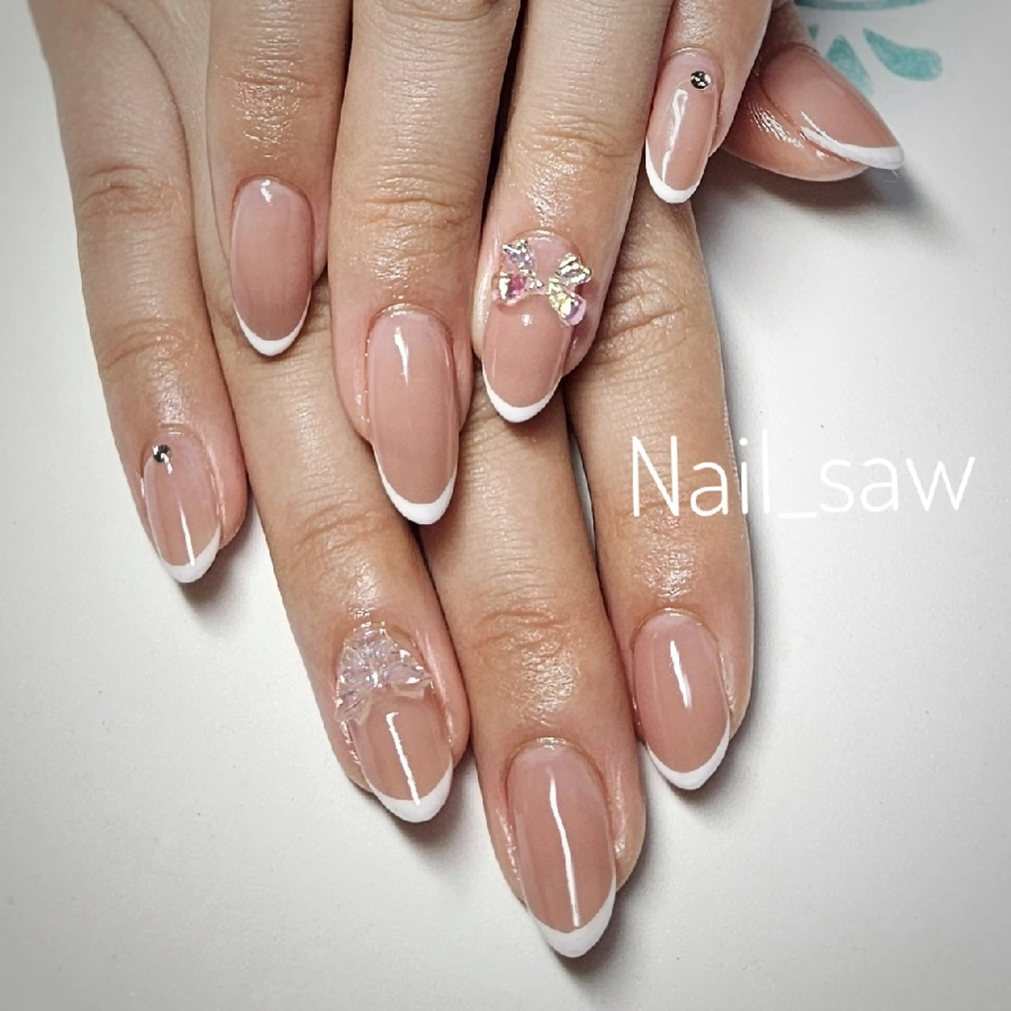 ネイル フレンチネイル ハンドネイル Y. Saoriのネイルデザイン