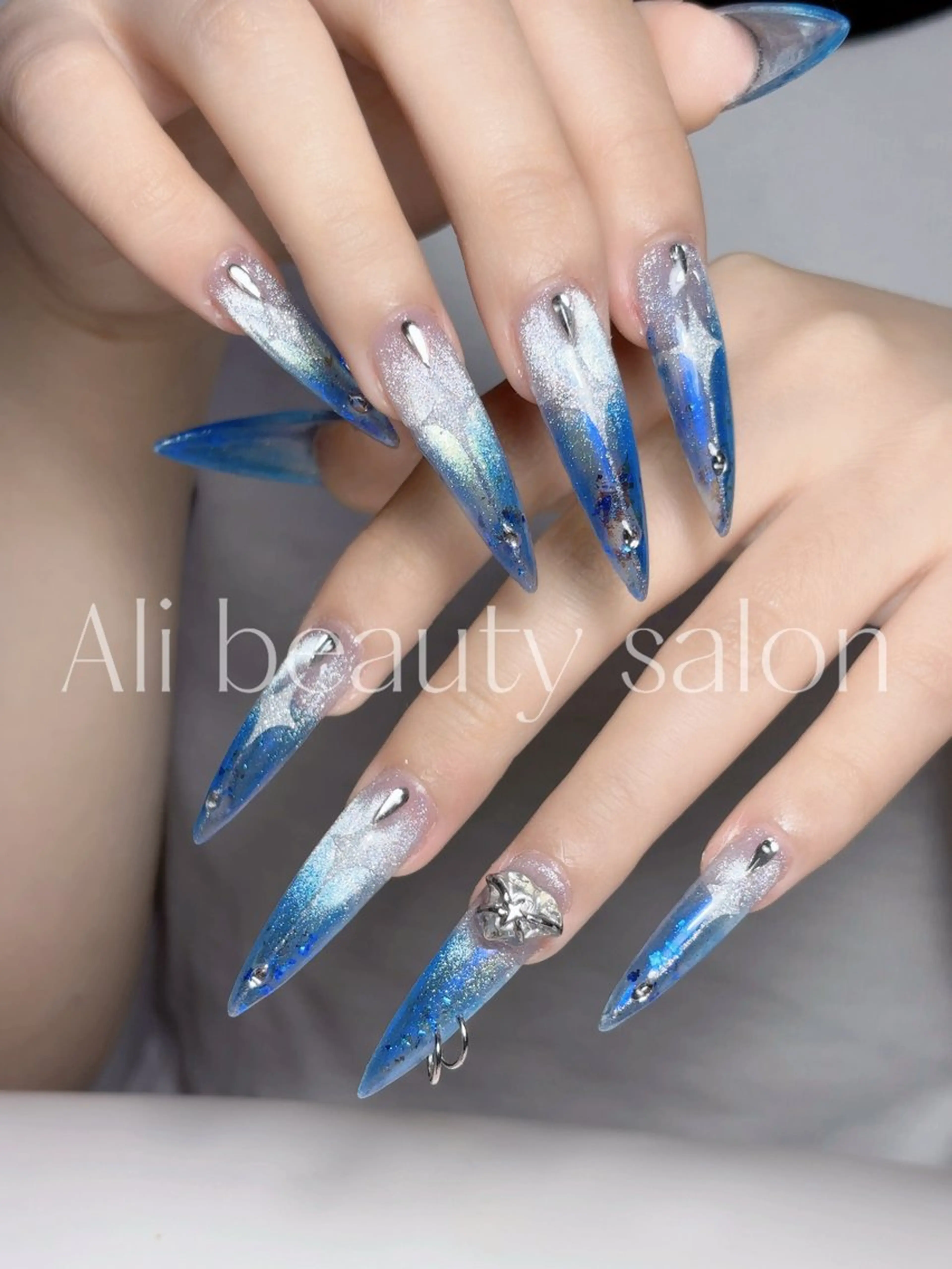ネイル マグネットネイル ミラーネイル 持ち込み ハンドネイル Ali 新小岩 ネイル専門のネイルデザイン