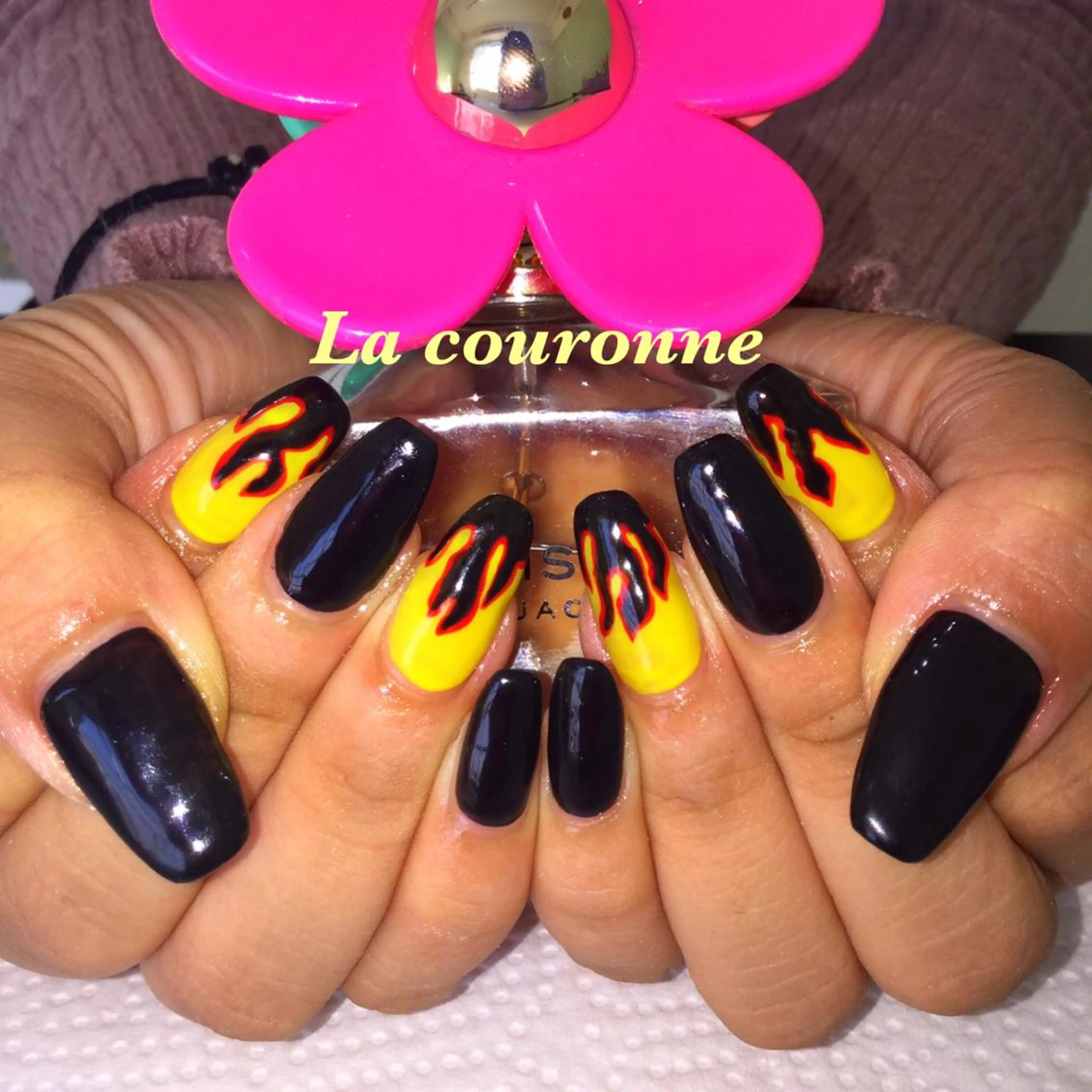 ネイル ハンドネイル Lacouronne NATSUMIのネイルデザイン