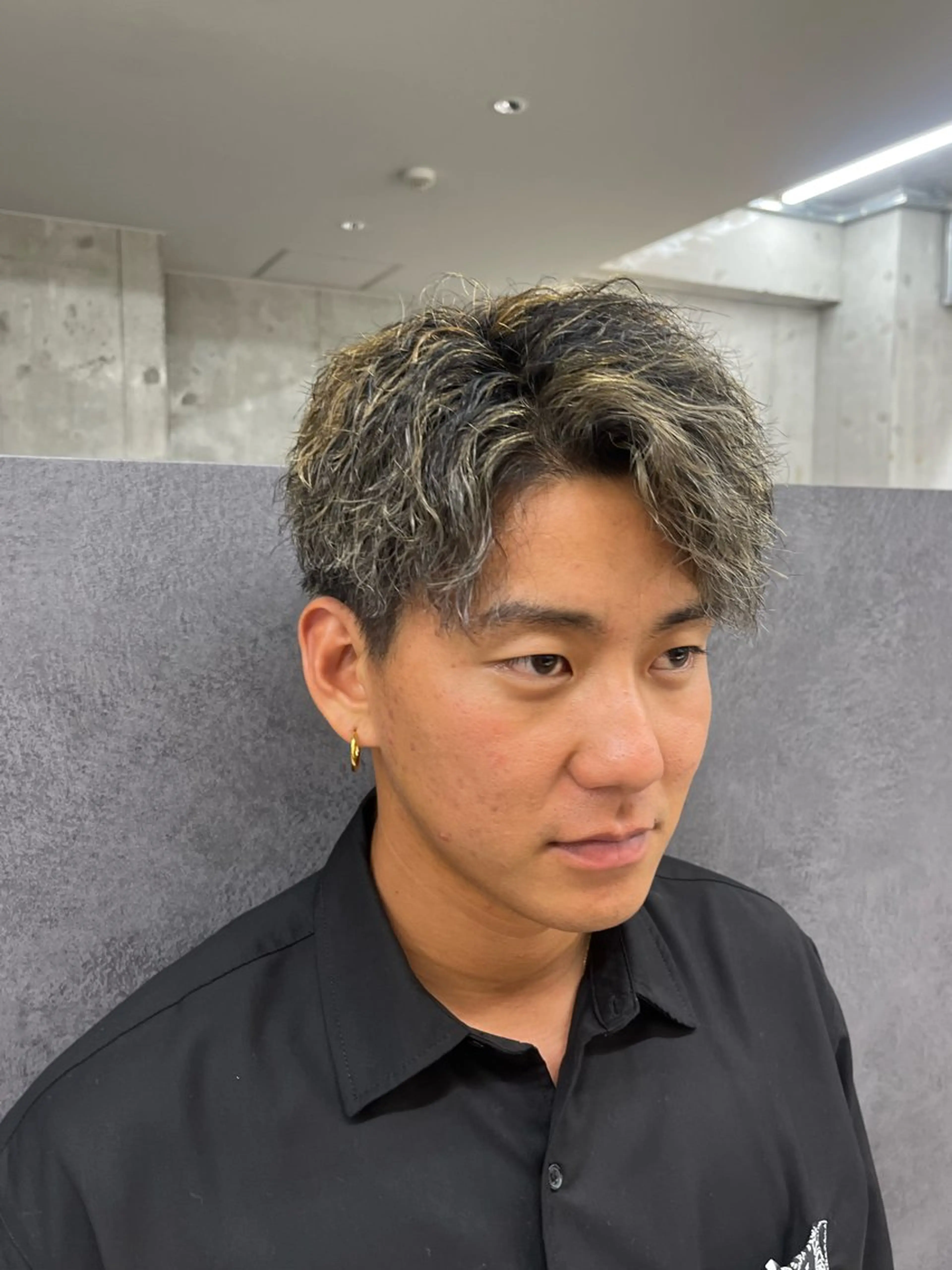 ショート カラー パーマ メンズ 城山 拓実のヘアスタイル