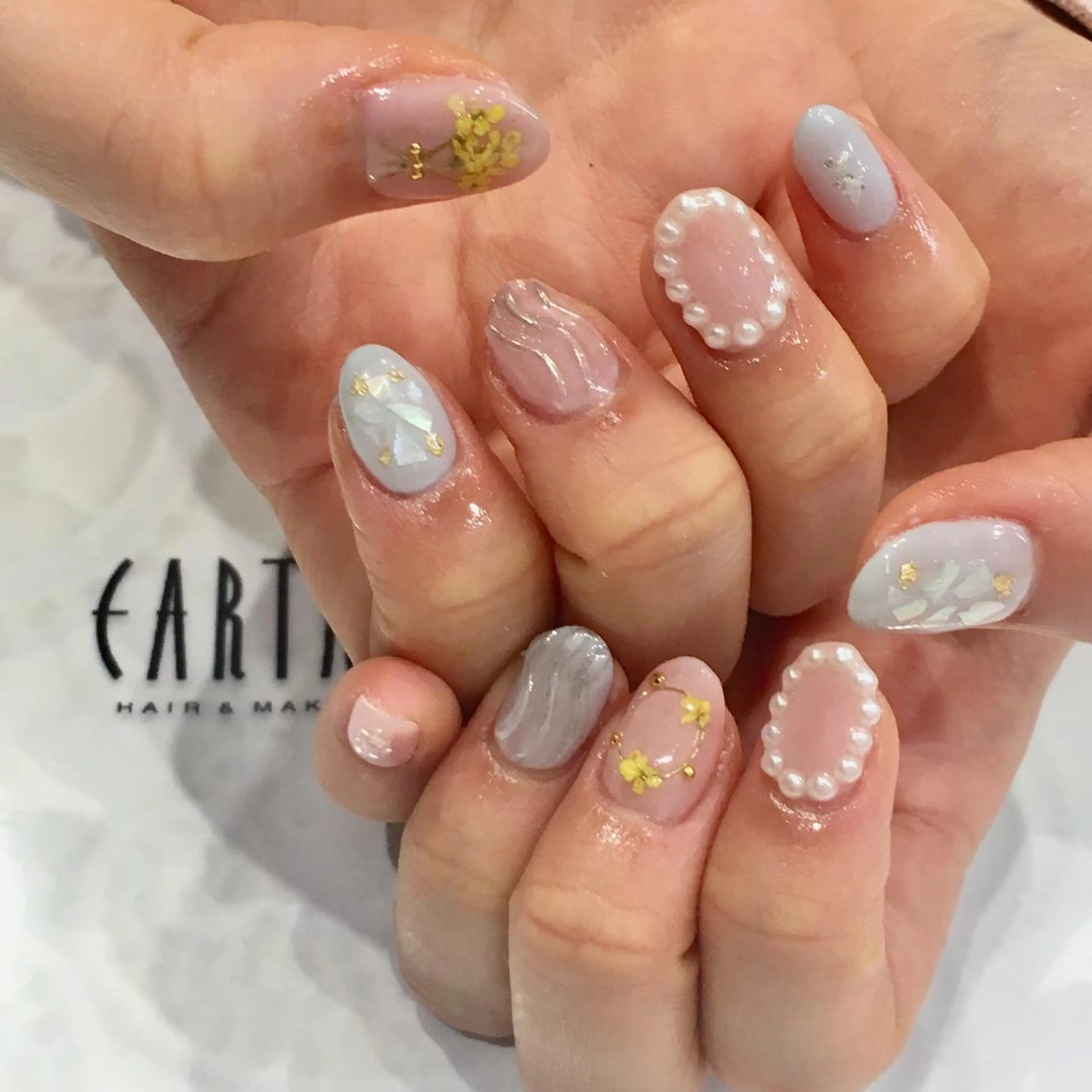 ネイル ハンドネイル 佐藤 まりえのネイルデザイン