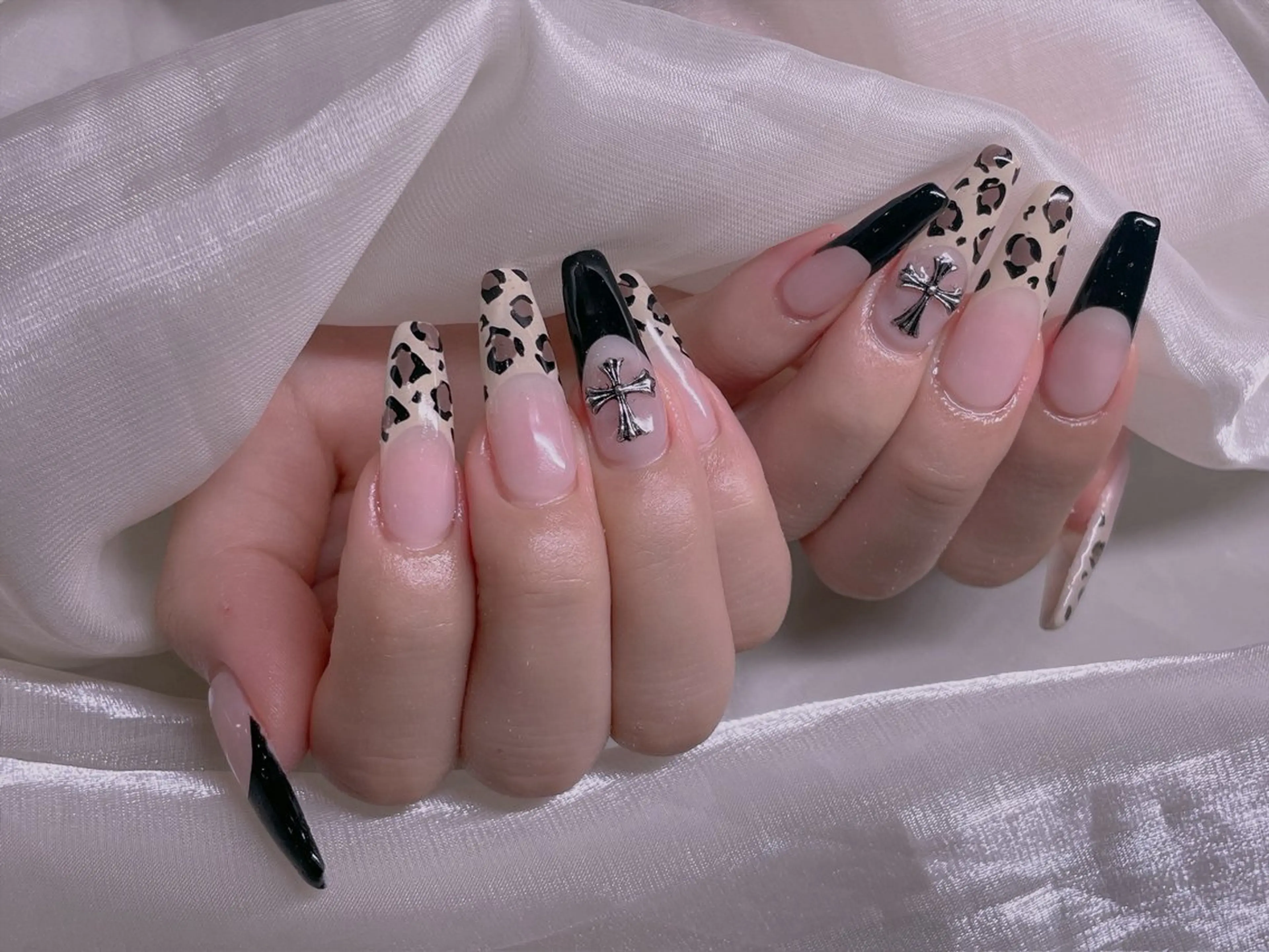 ネイル ハンドネイル リン リンのネイルデザイン