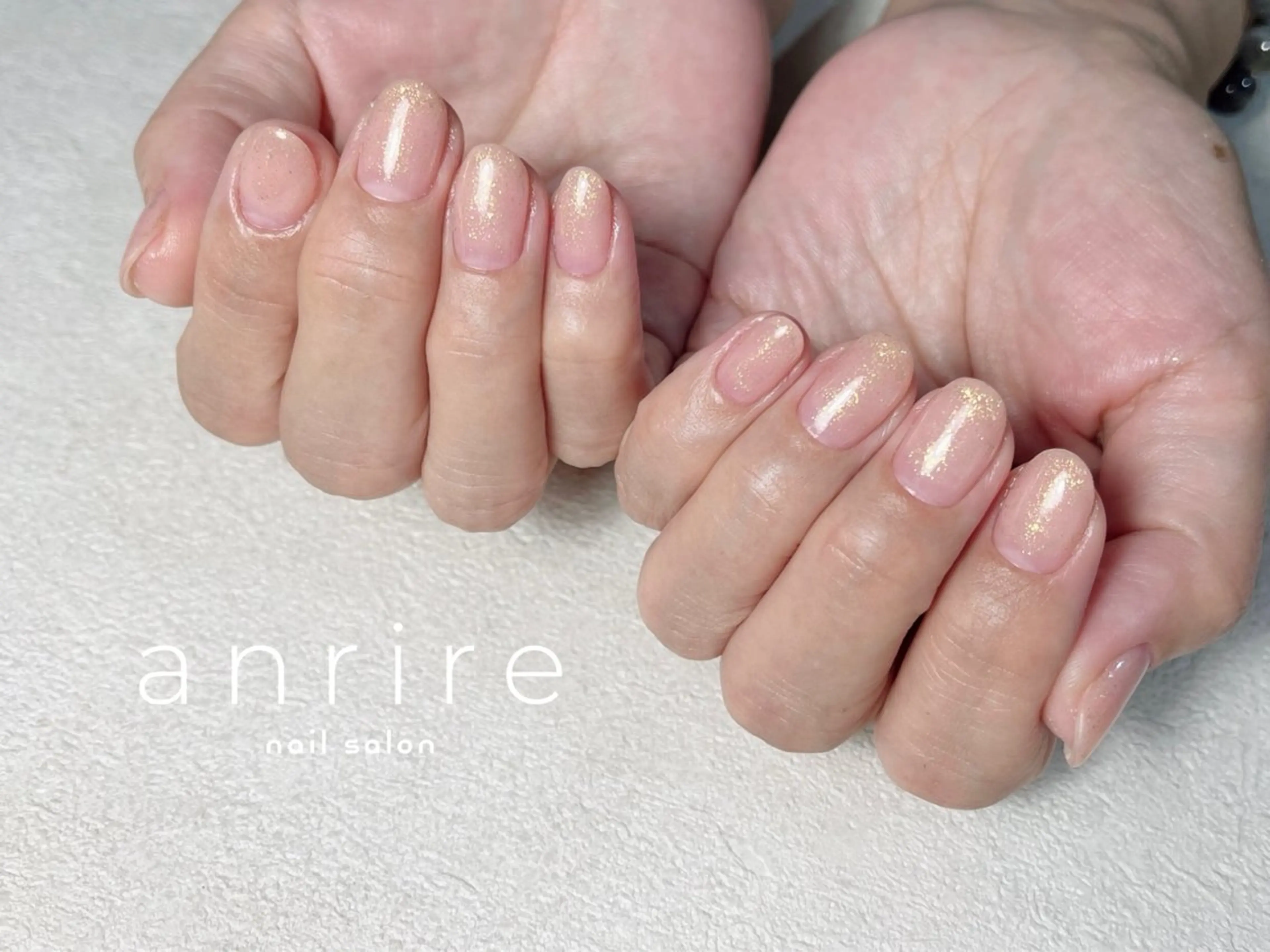 ネイル ジェルネイル グラデーション キラキラネイル オフィスネイル パラジェル ハンドネイル nailsalon anrireのネイルデザイン