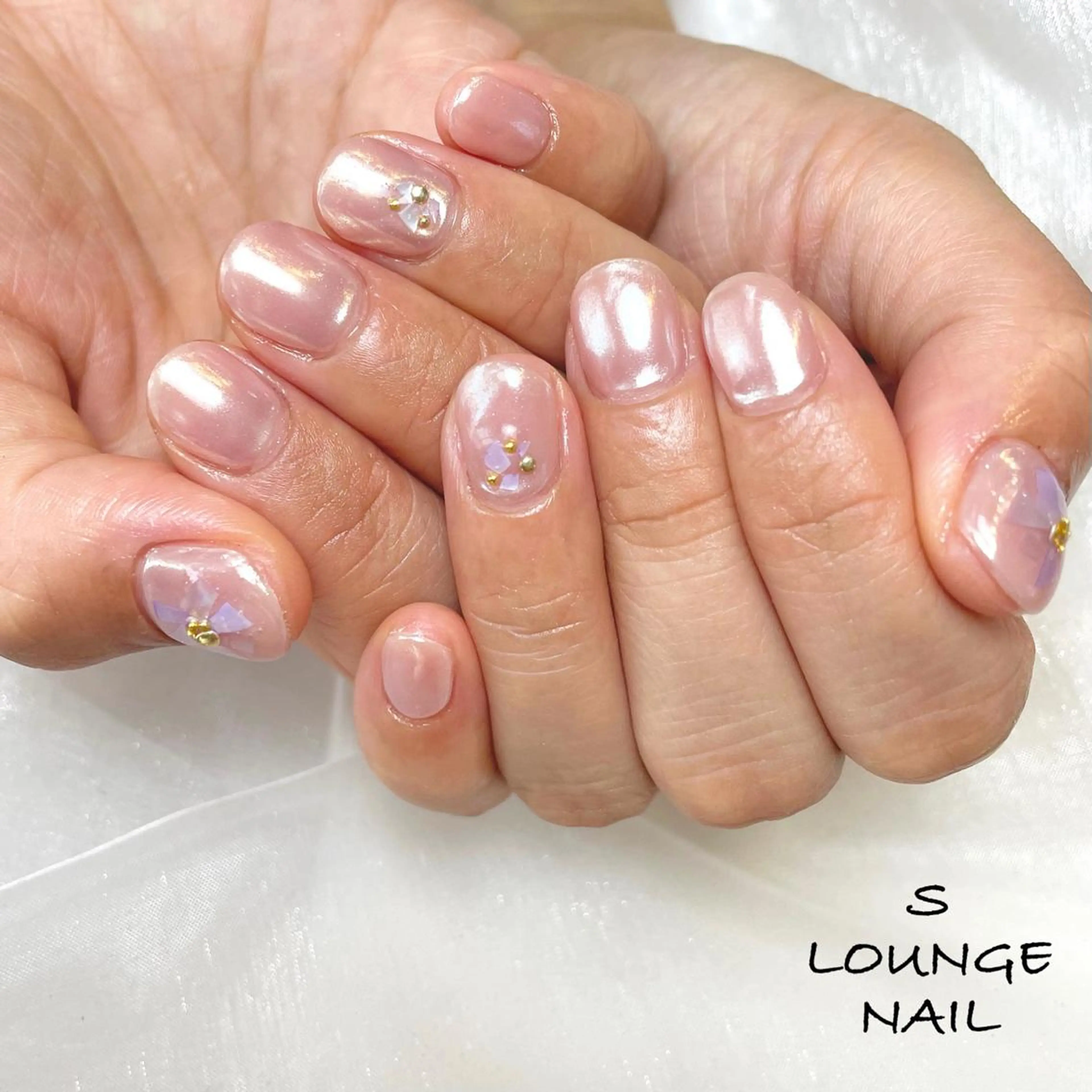 ネイル フラワーネイル ハンドネイル フットネイル S LOUNGE NAIL所属・パーツたくさん🍓 SUMIのネイルデザイン