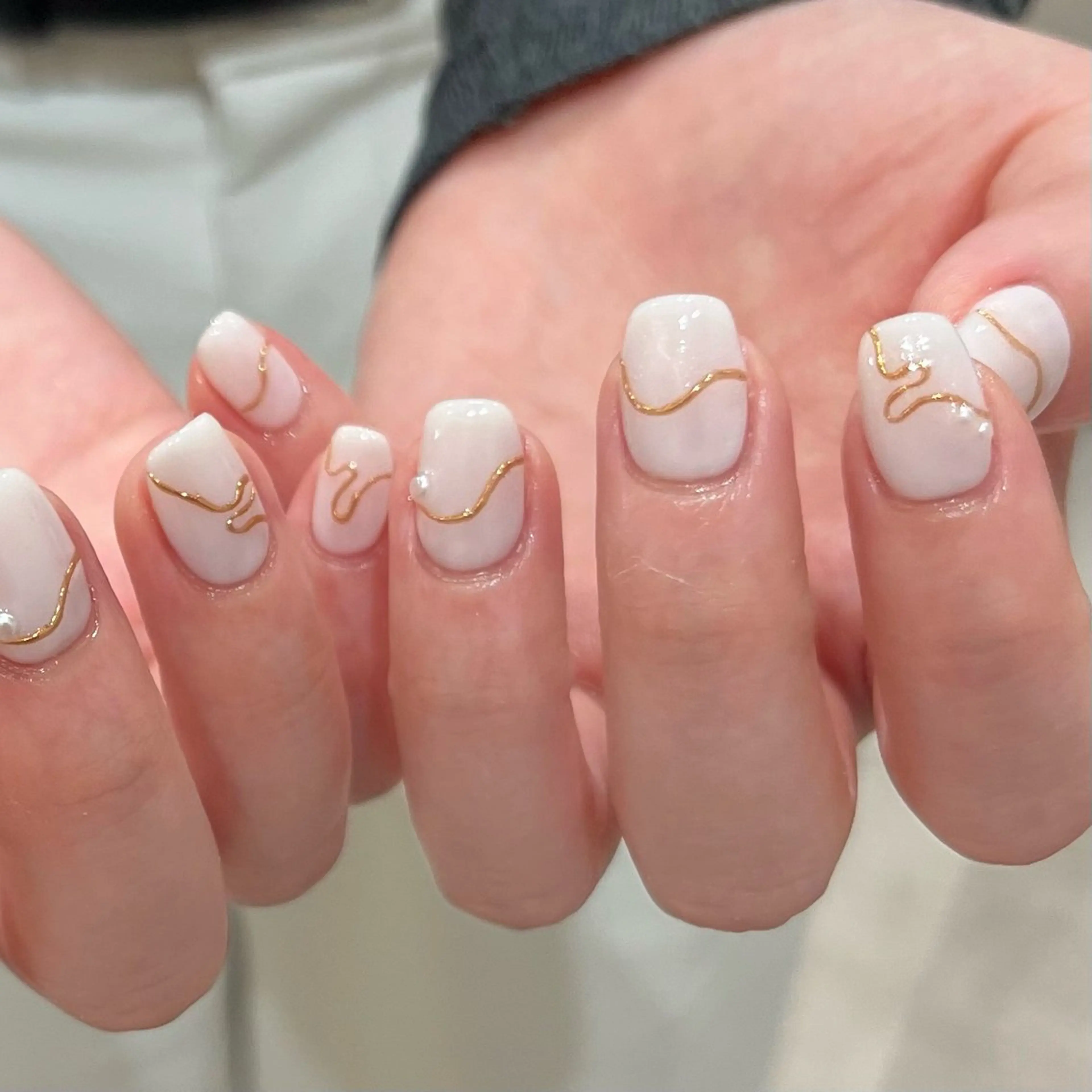 ネイル ハンドネイル shio ♡ 22日空きありのネイルデザイン