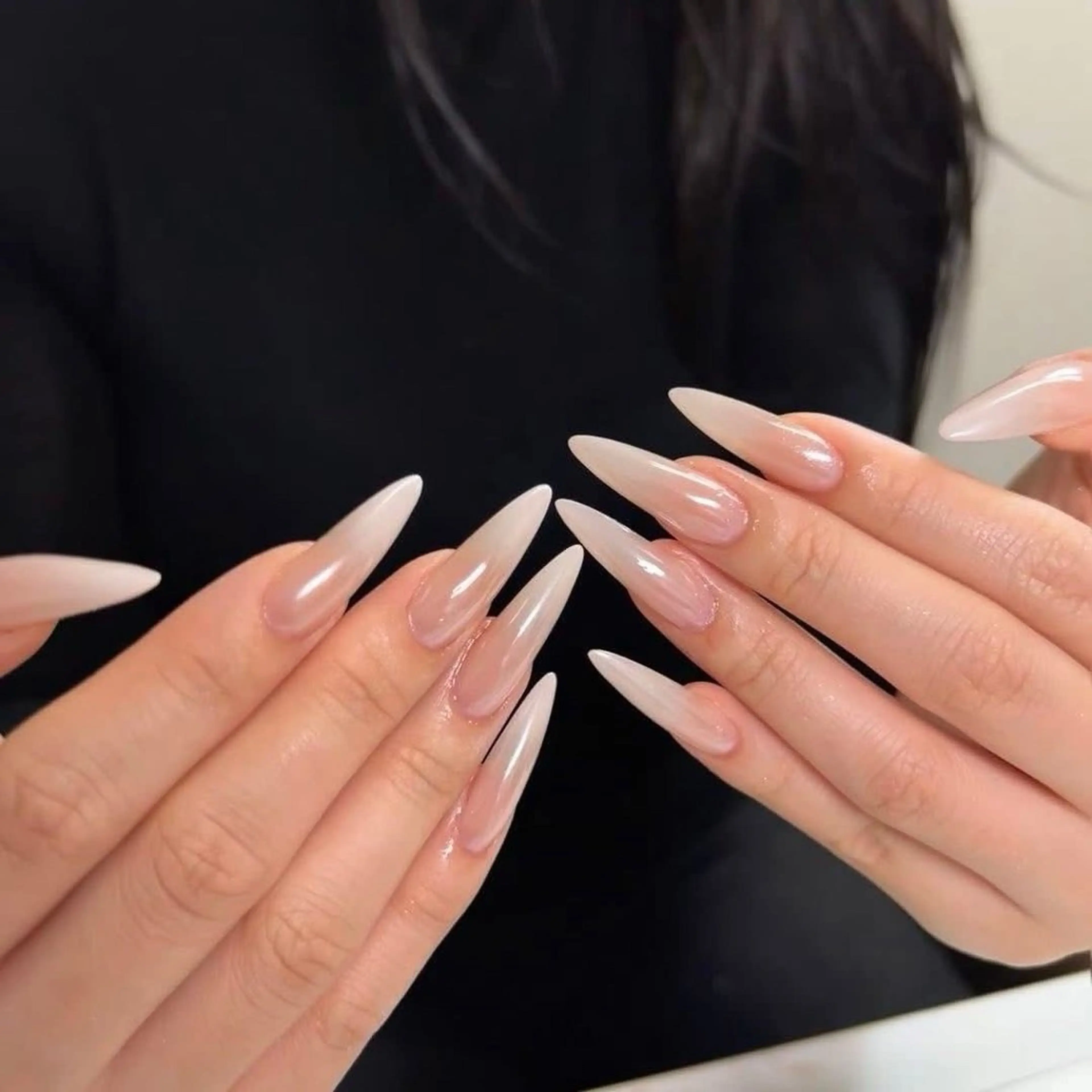 ネイル ハンドネイル T. Leeのネイルデザイン