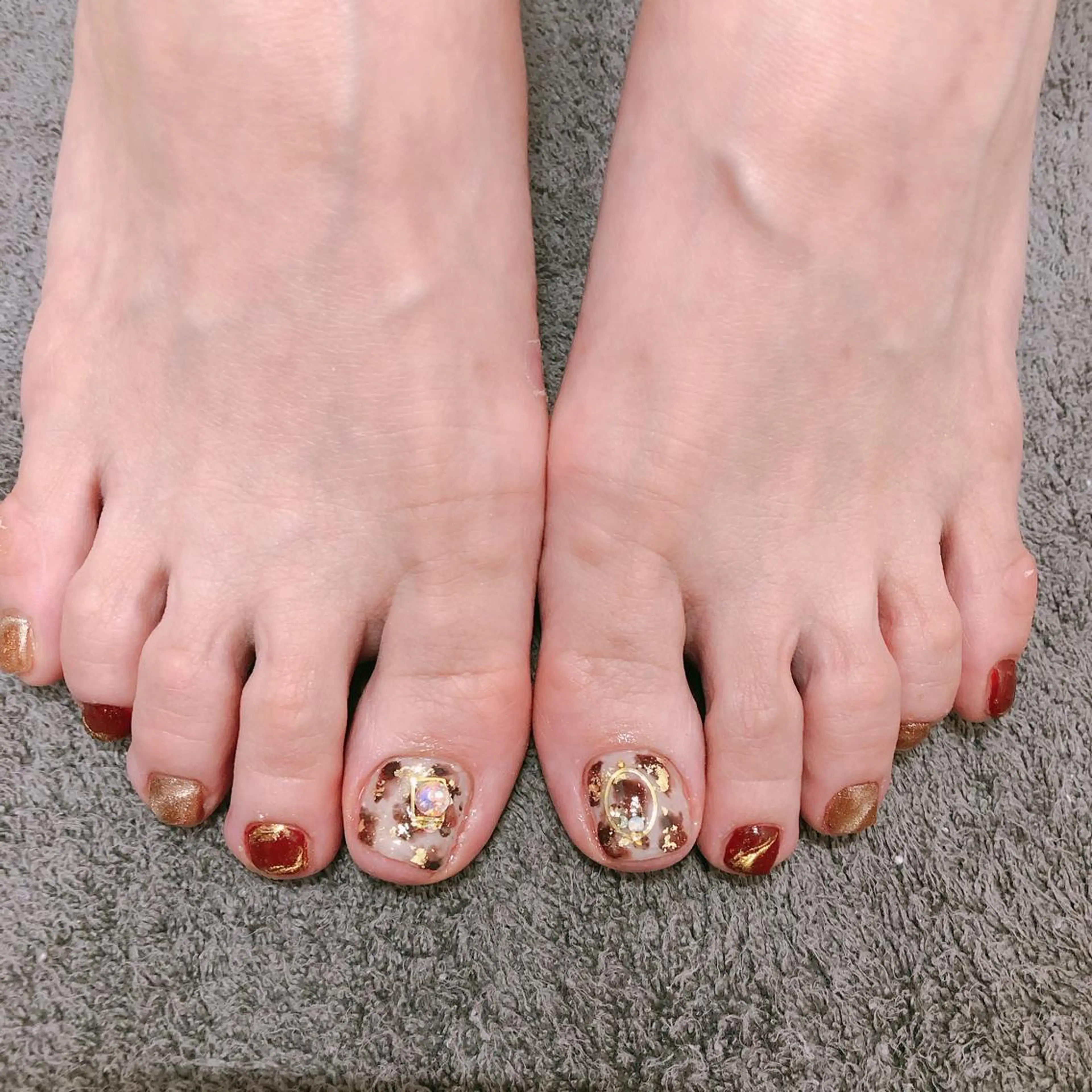 ネイル フットネイル 奥園 良恵のネイルデザイン