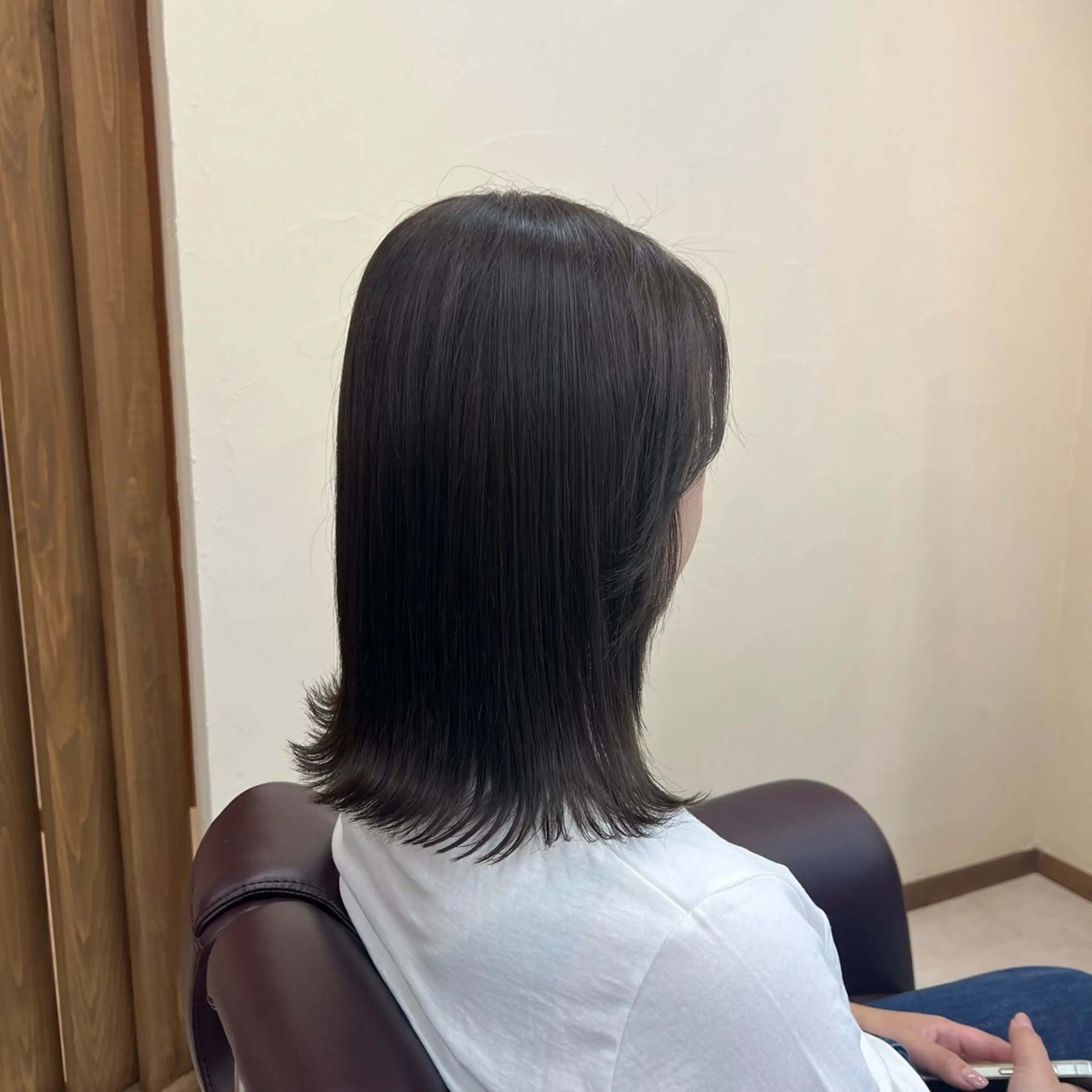 ミディアム カラー 石黒 理々花のヘアスタイル