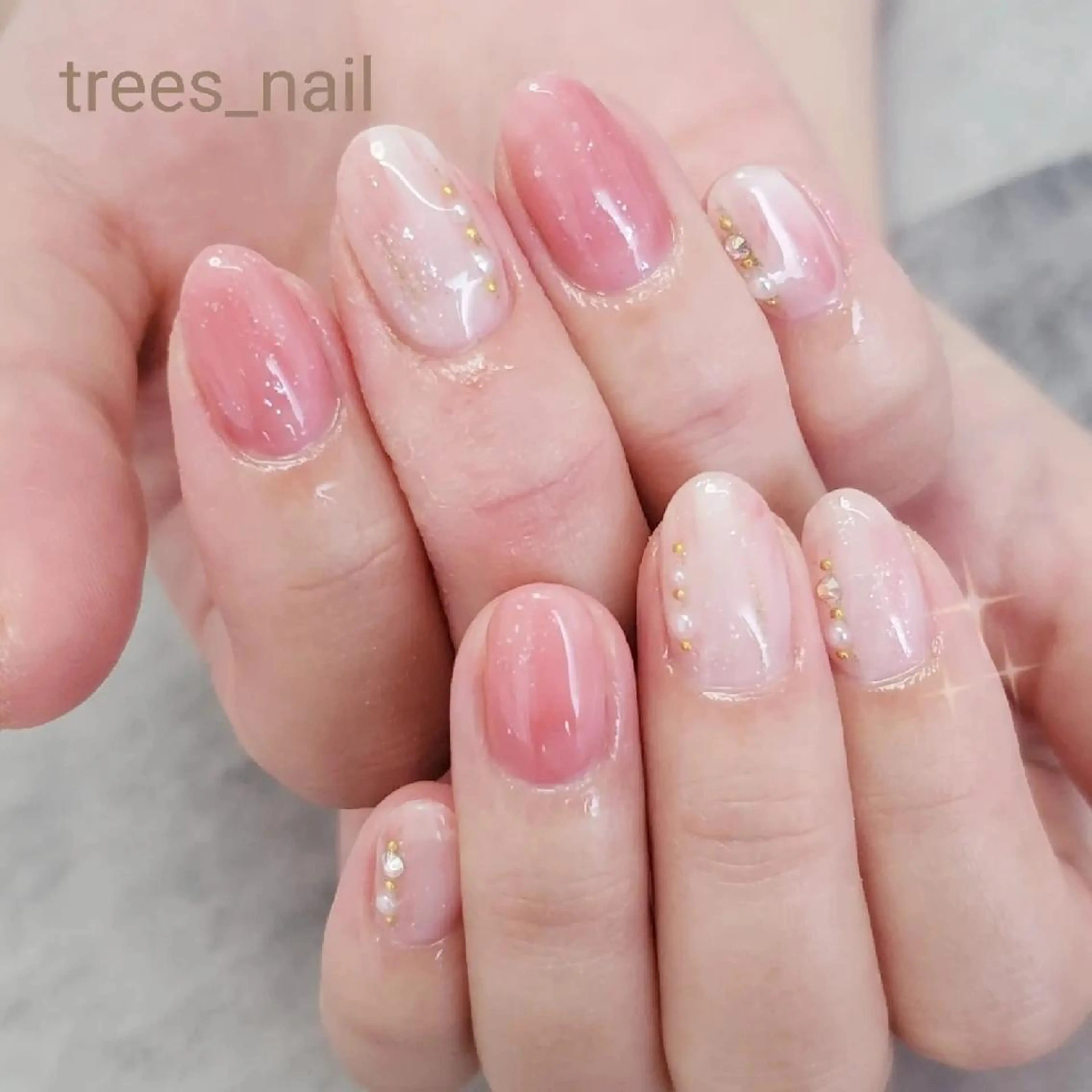 ネイル クリアネイル ガーリー ラメ(グリッター) ニュアンスネイル ピンク ハンドネイル フットネイル trees_ nailのネイルデザイン