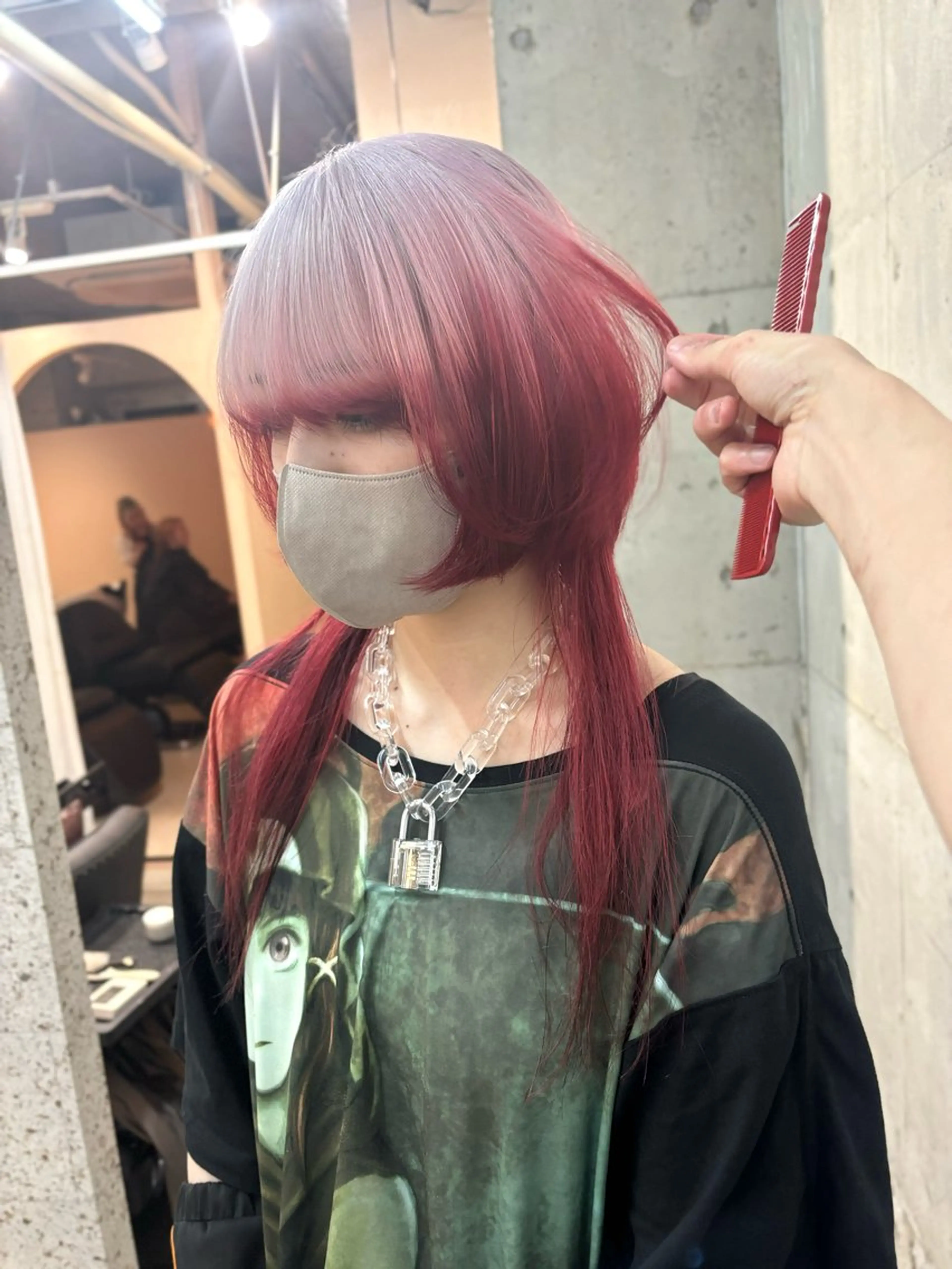セミロング カラー レッドカラー ヘアカラー SHOTO ハイトー ン/ブロンドカラーのヘアスタイル
