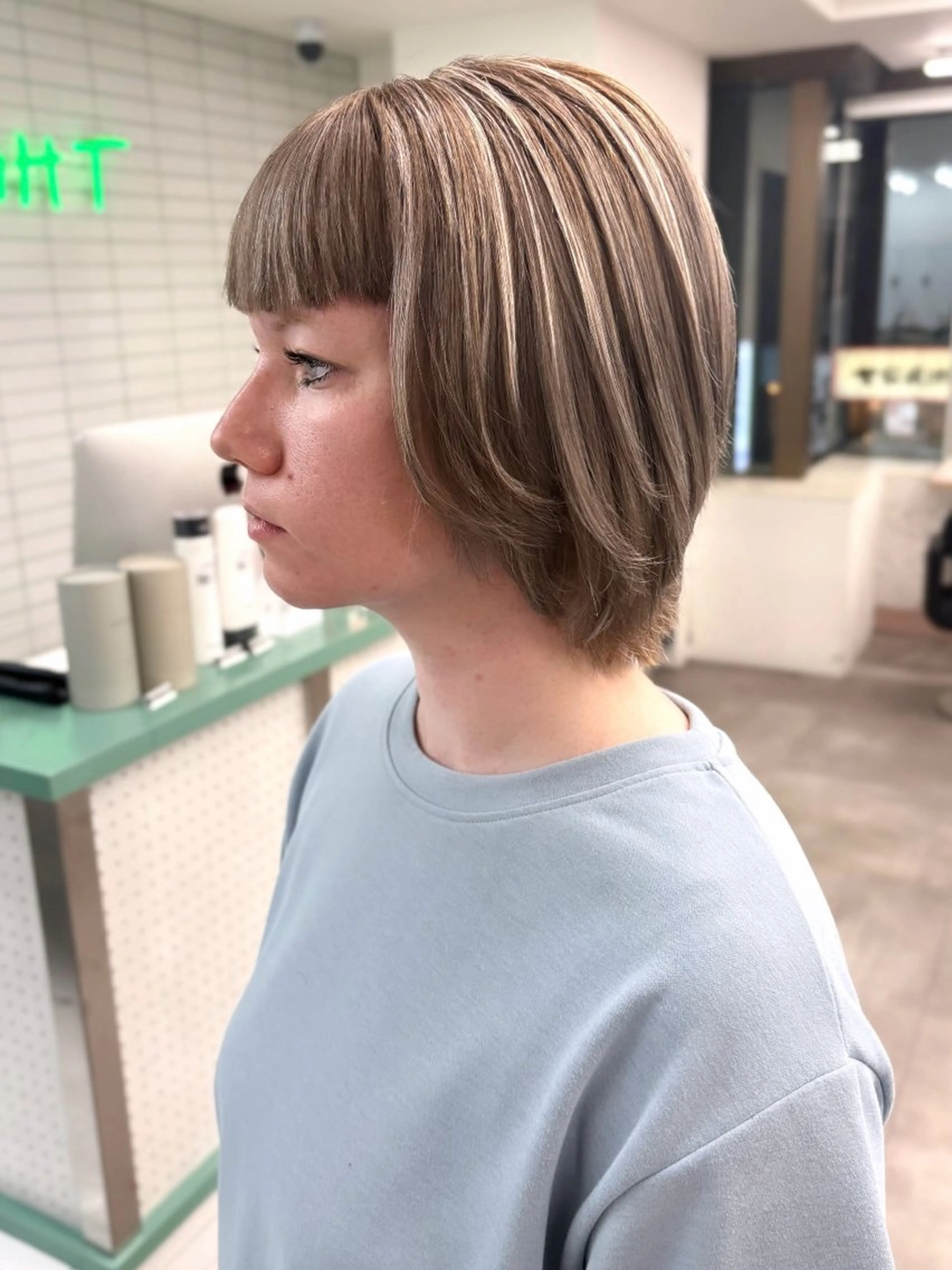 ショート ヘアカラー トリートメント Miyu🌊/海外 風ハイライトのヘアスタイル