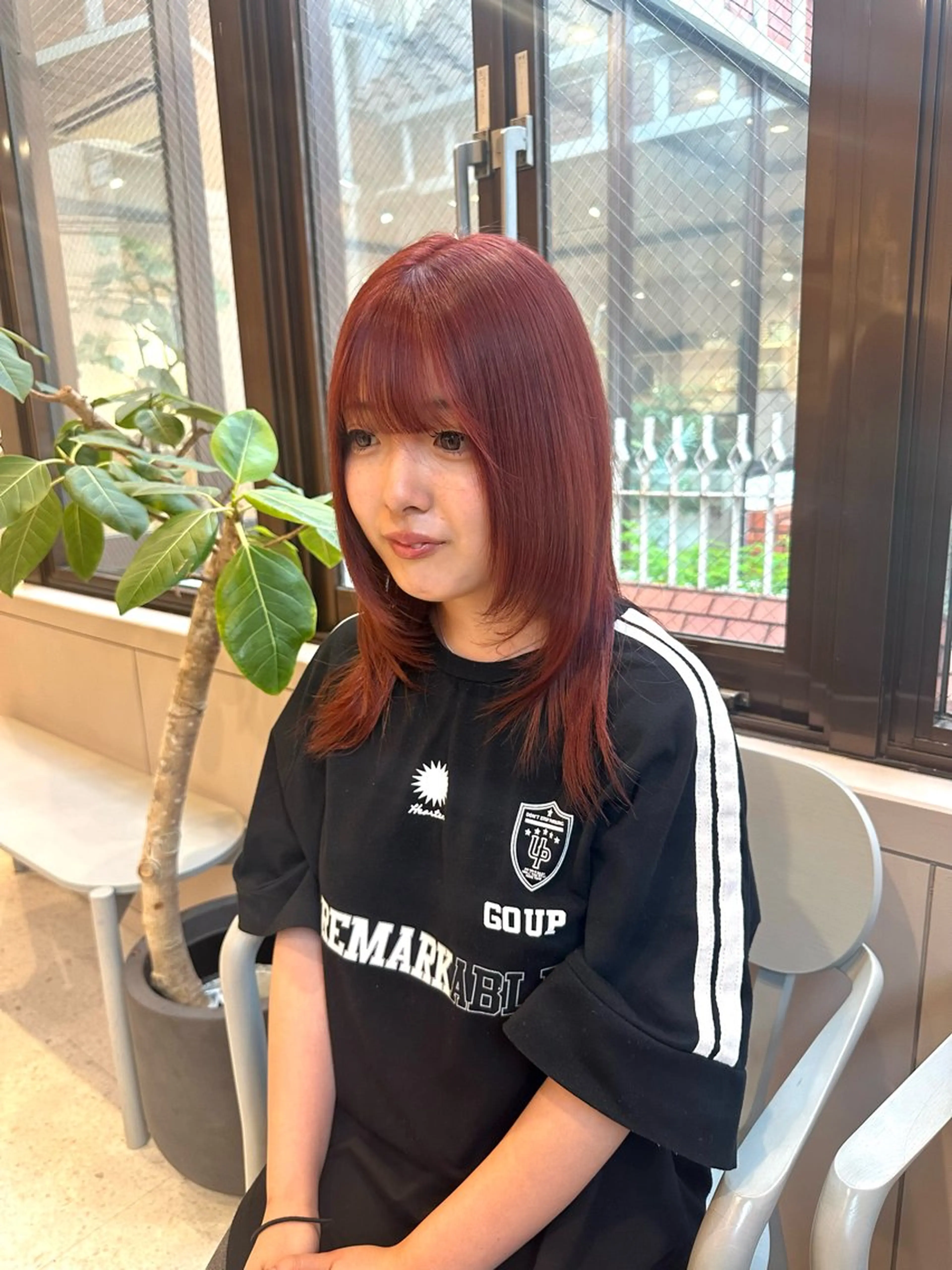 カラー ブリーチ ダブルカラー レッドカラー 芝智也／ ブリーチカラーのヘアスタイル