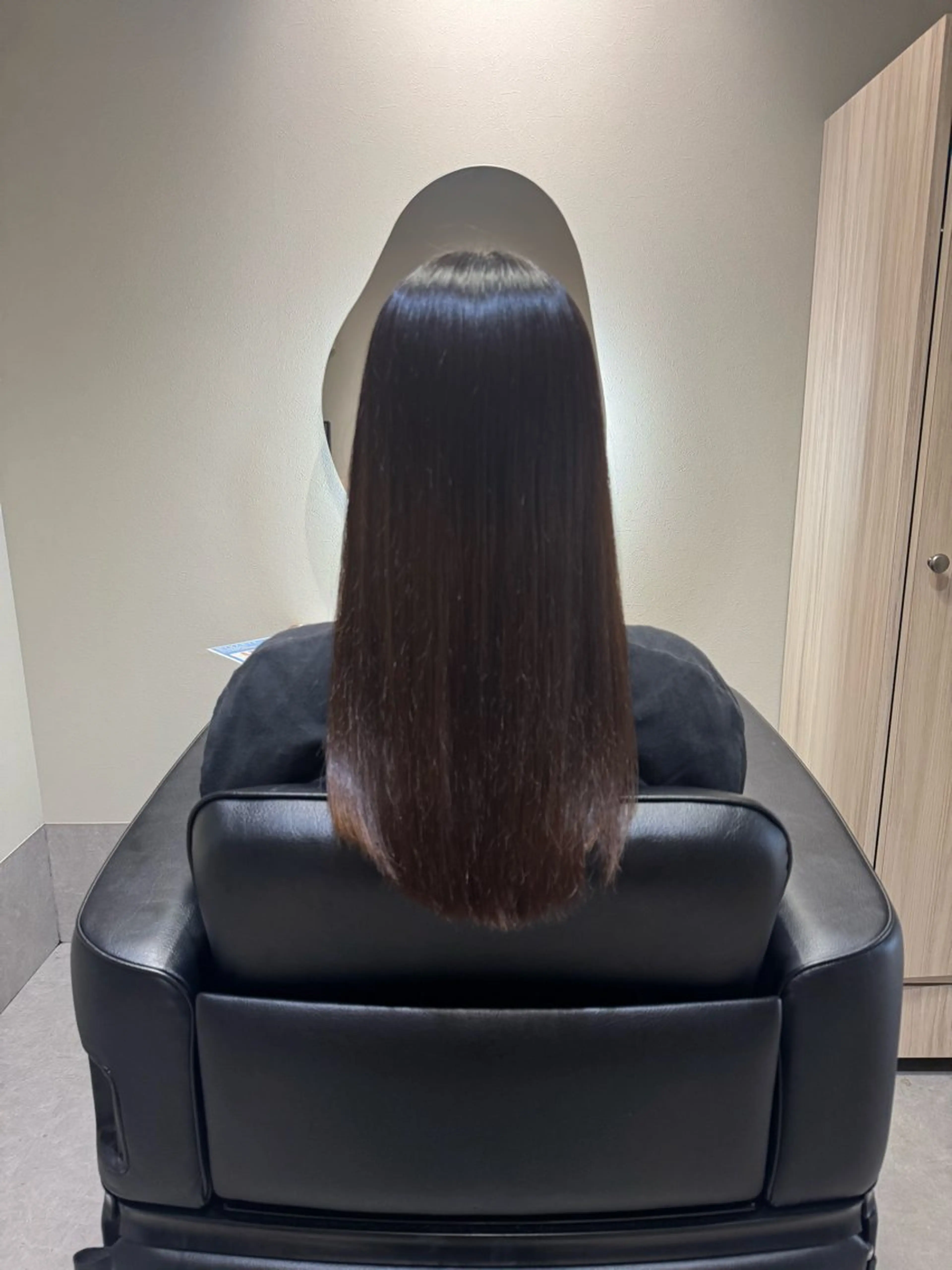 【2回目以降】🥨カット＋縮毛矯正＋トリートメント🥨の写真