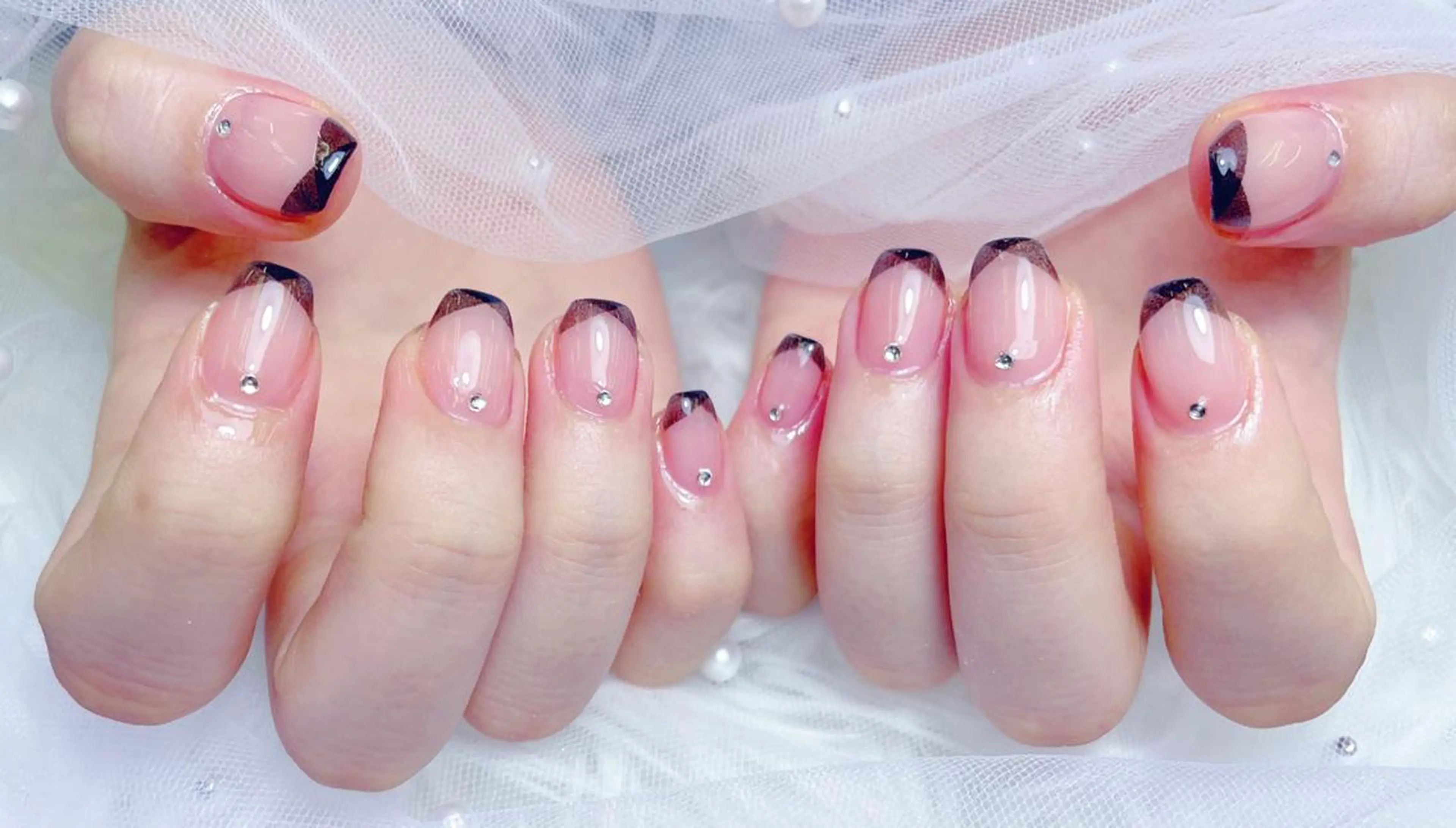 ネイル U nail 🩷 高田馬場店のネイルデザイン