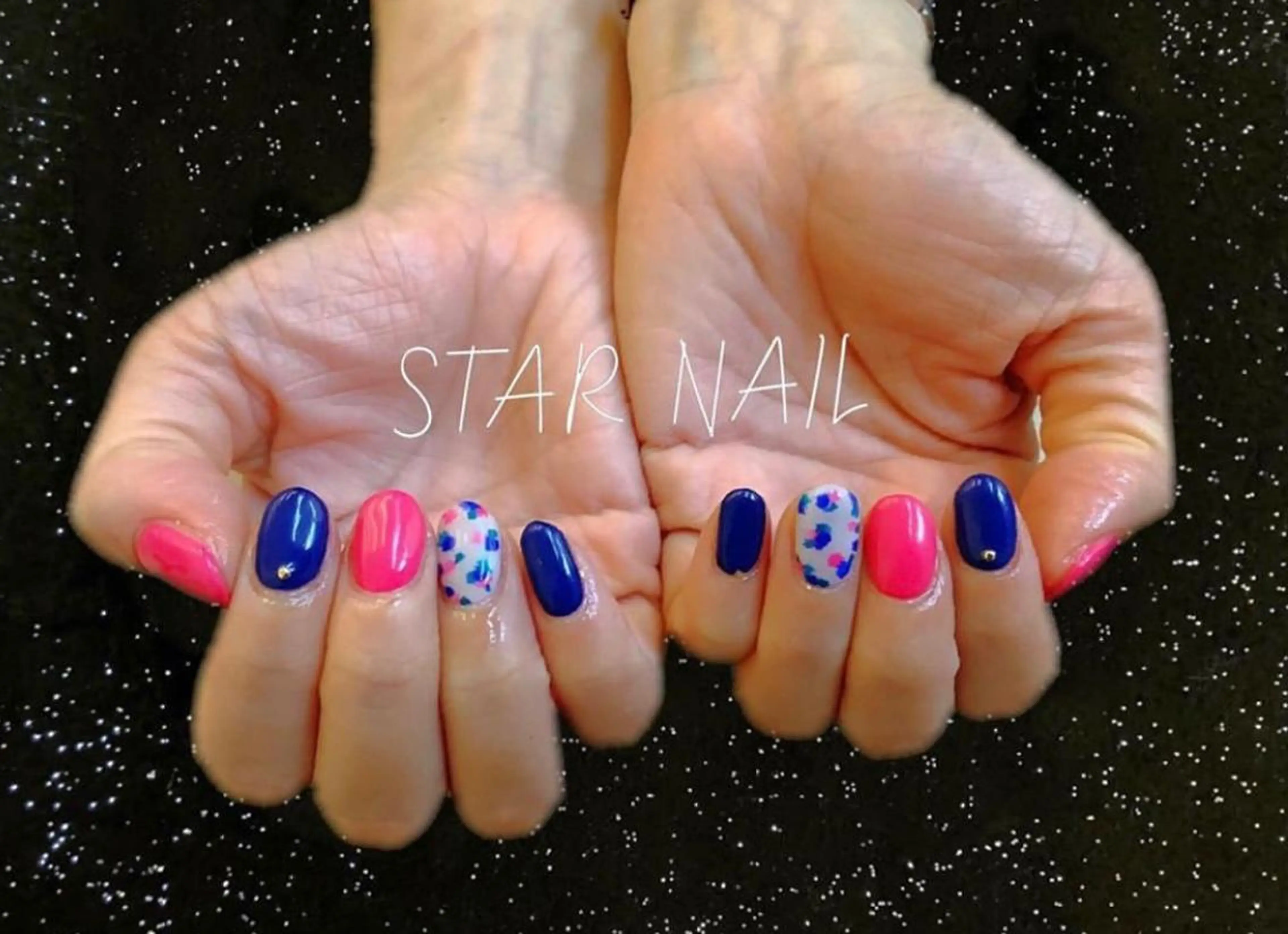 ネイル STAR NAILのネイルデザイン