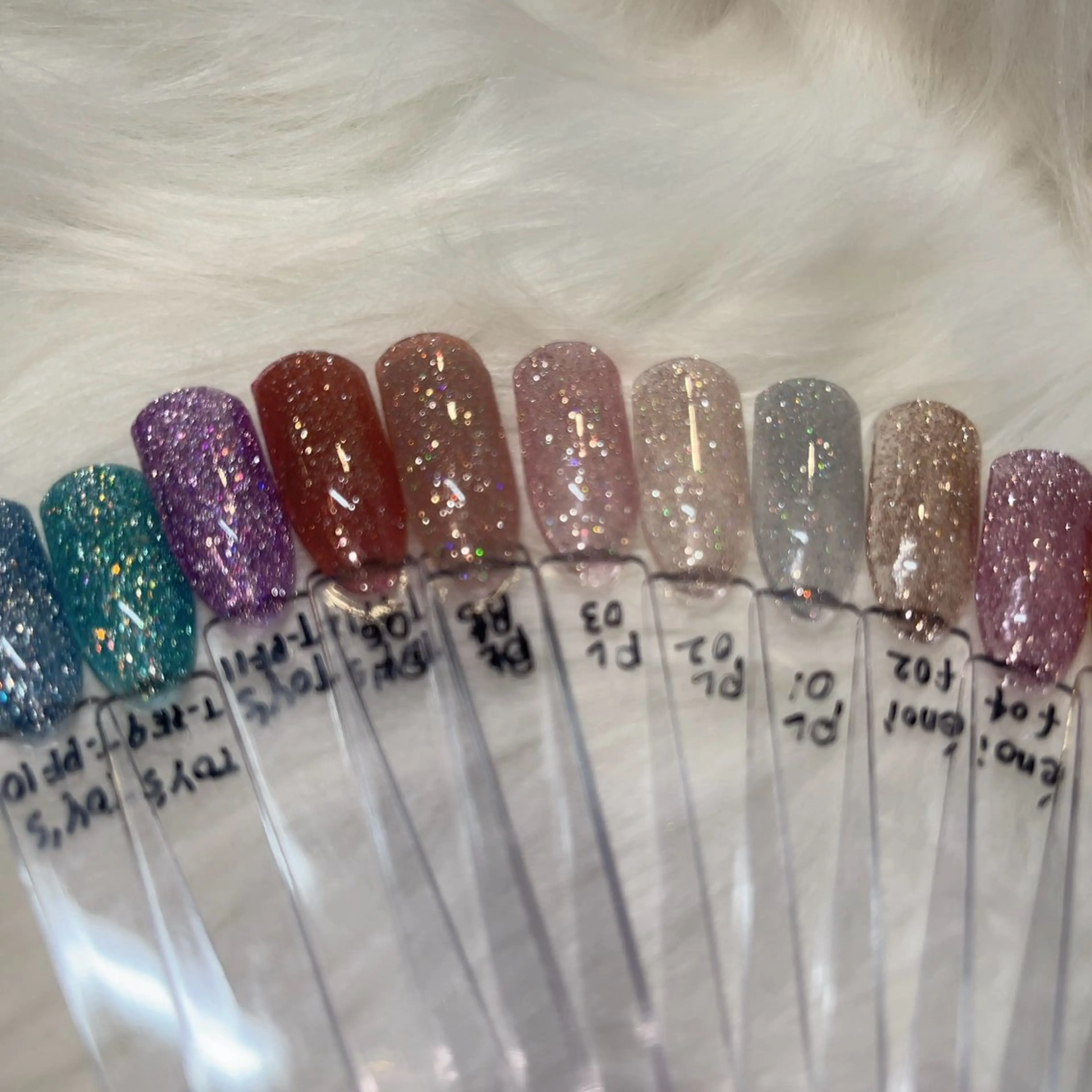 ネイル フラッシュネイル キラキラネイル ワンカラーネイル KOKONA 🎀のネイルデザイン