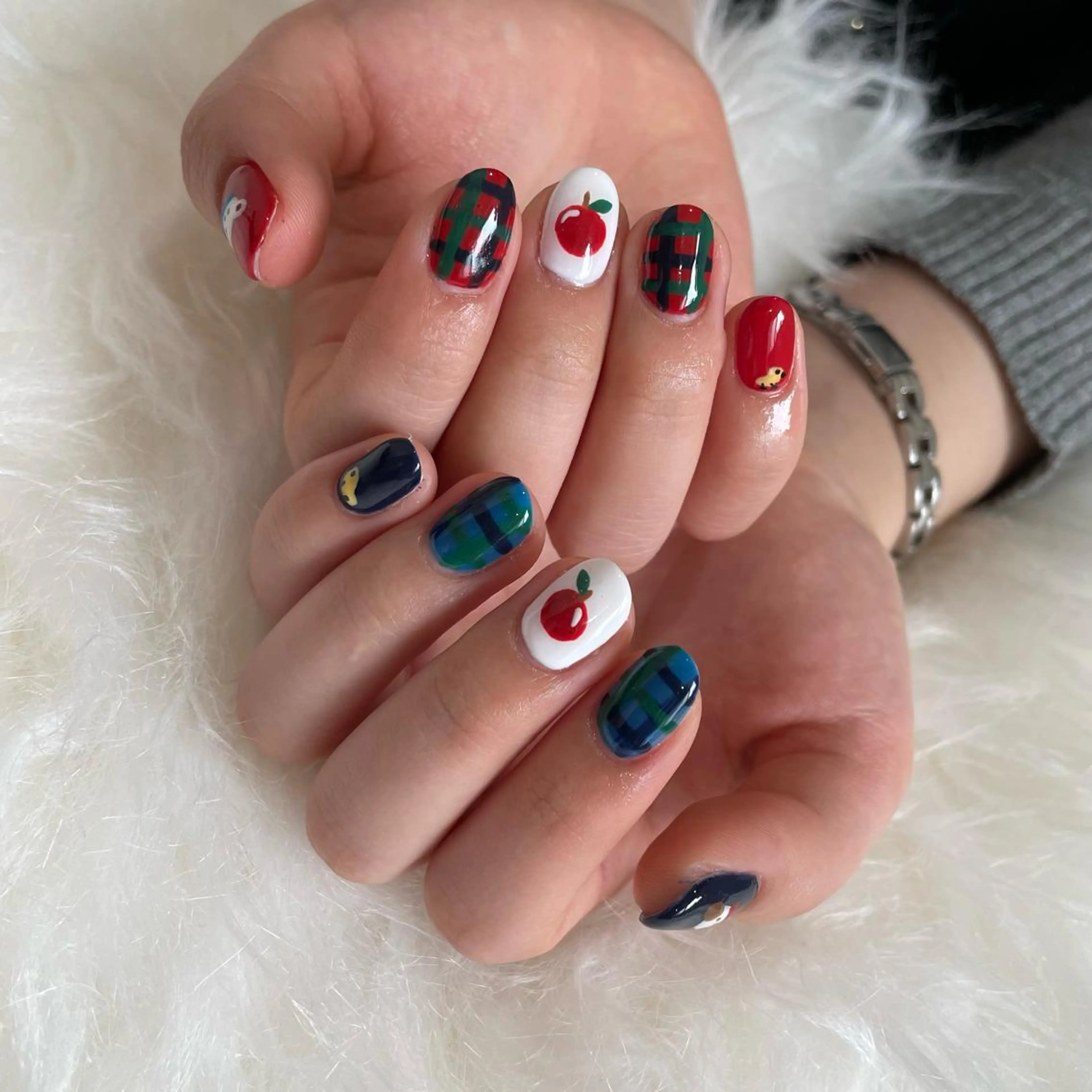 ネイル GAL_ NAILのネイルデザイン