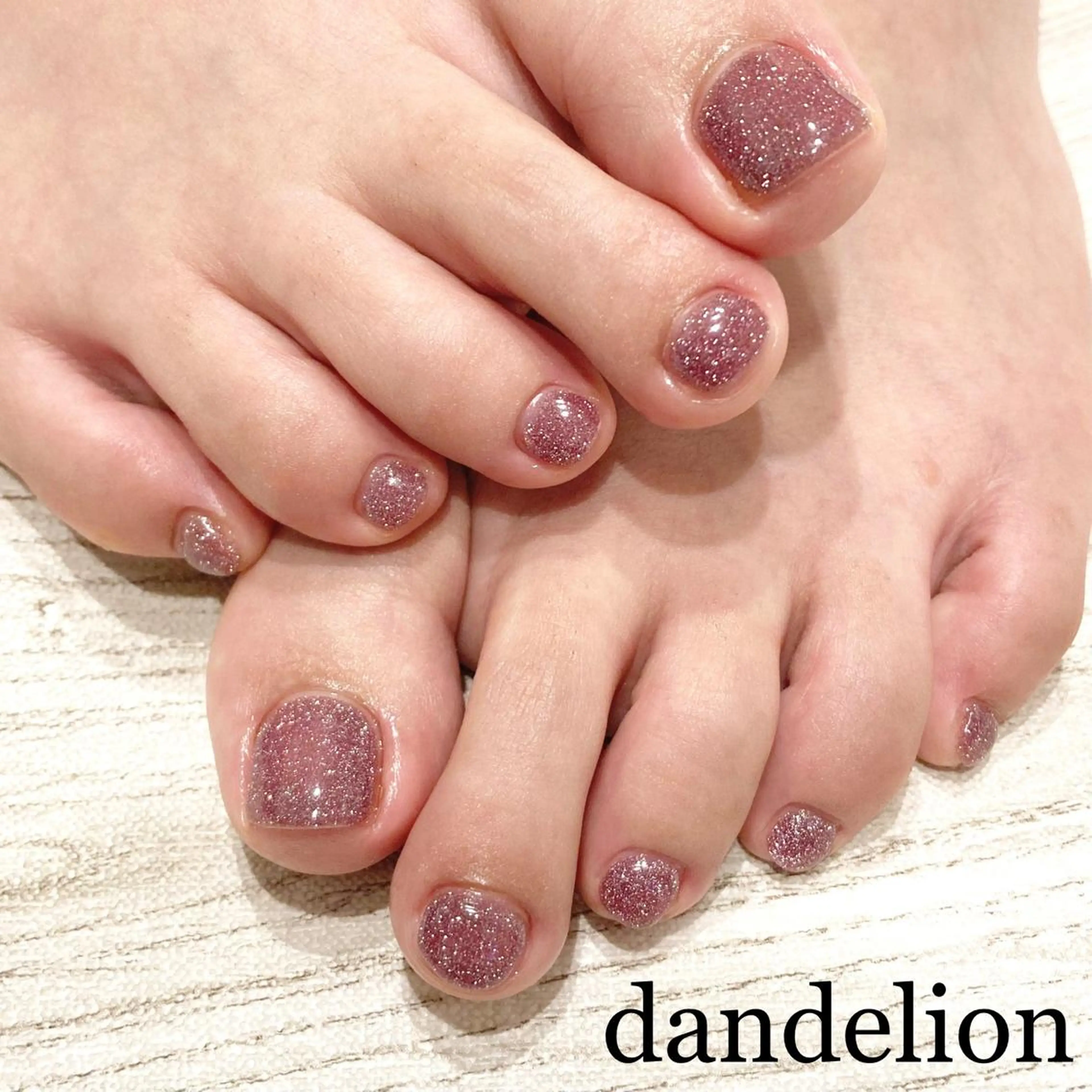 ネイル フットネイル dandelion ダンデライオンのネイルデザイン