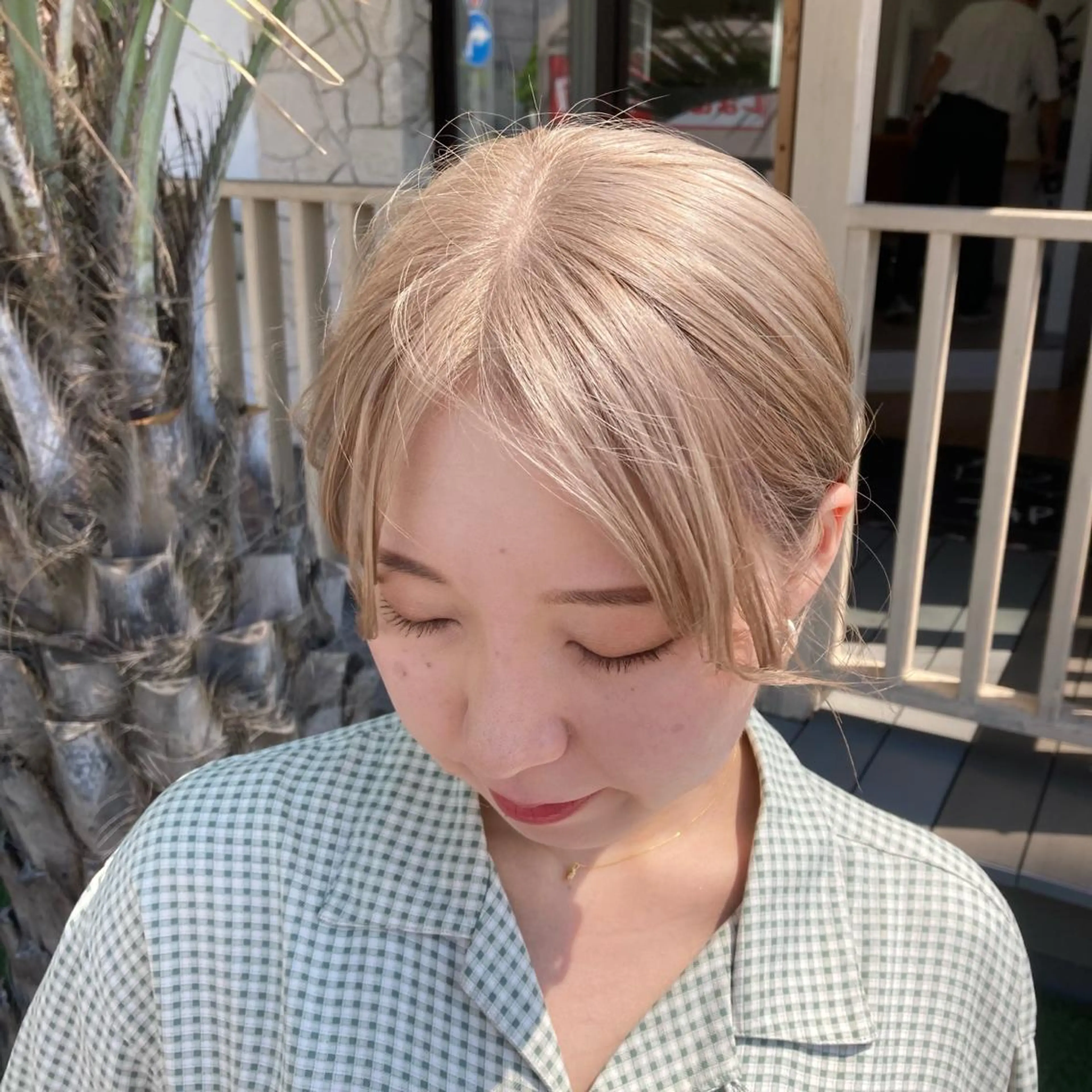 【ブリーチリタッチ+トレンドカラー+クイックトリートメント】の写真