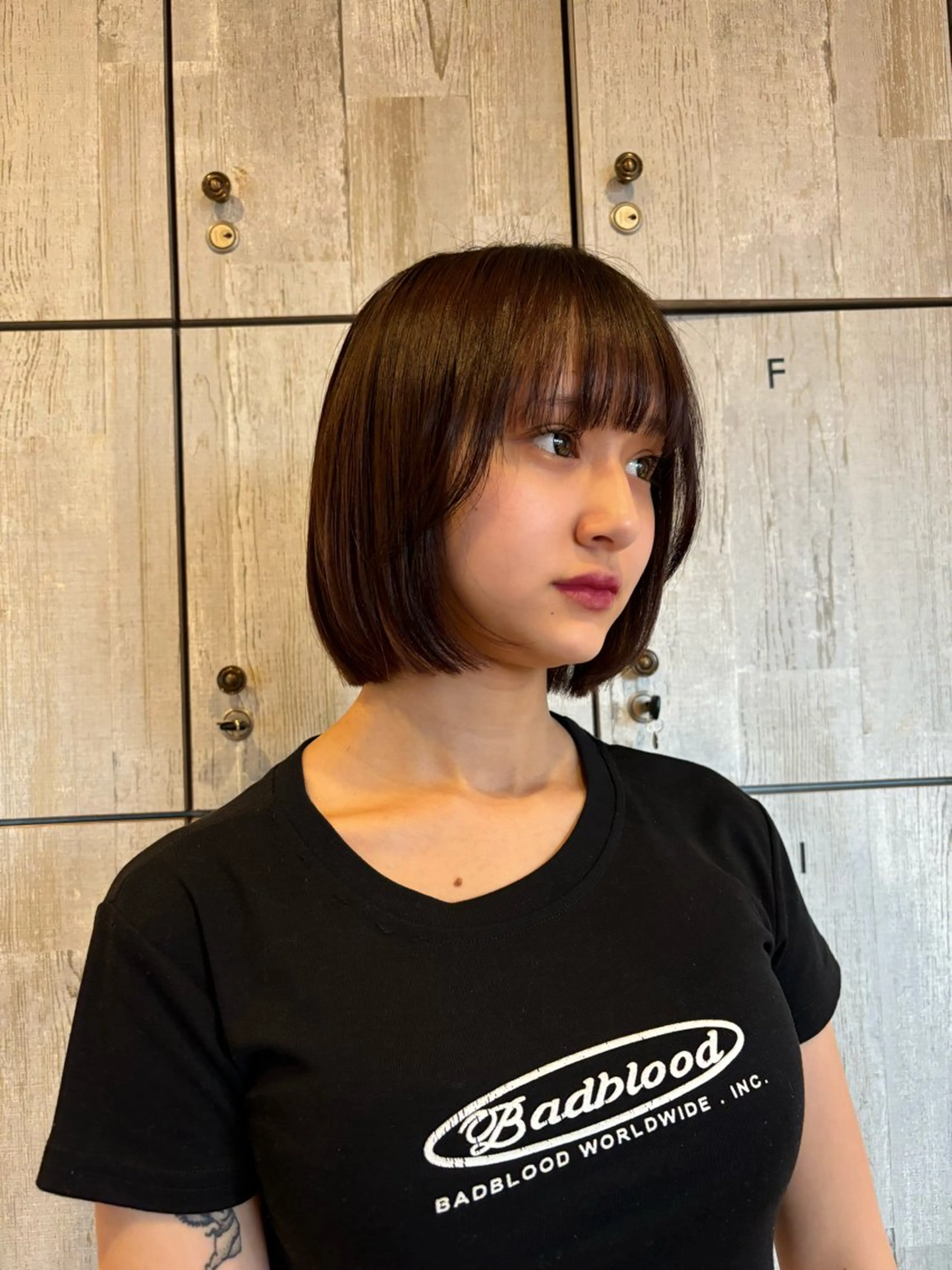 ミディアム 切りっぱなしボブ ボブ 似合わせレイヤー/ Wカラー🧸こころのヘアスタイル