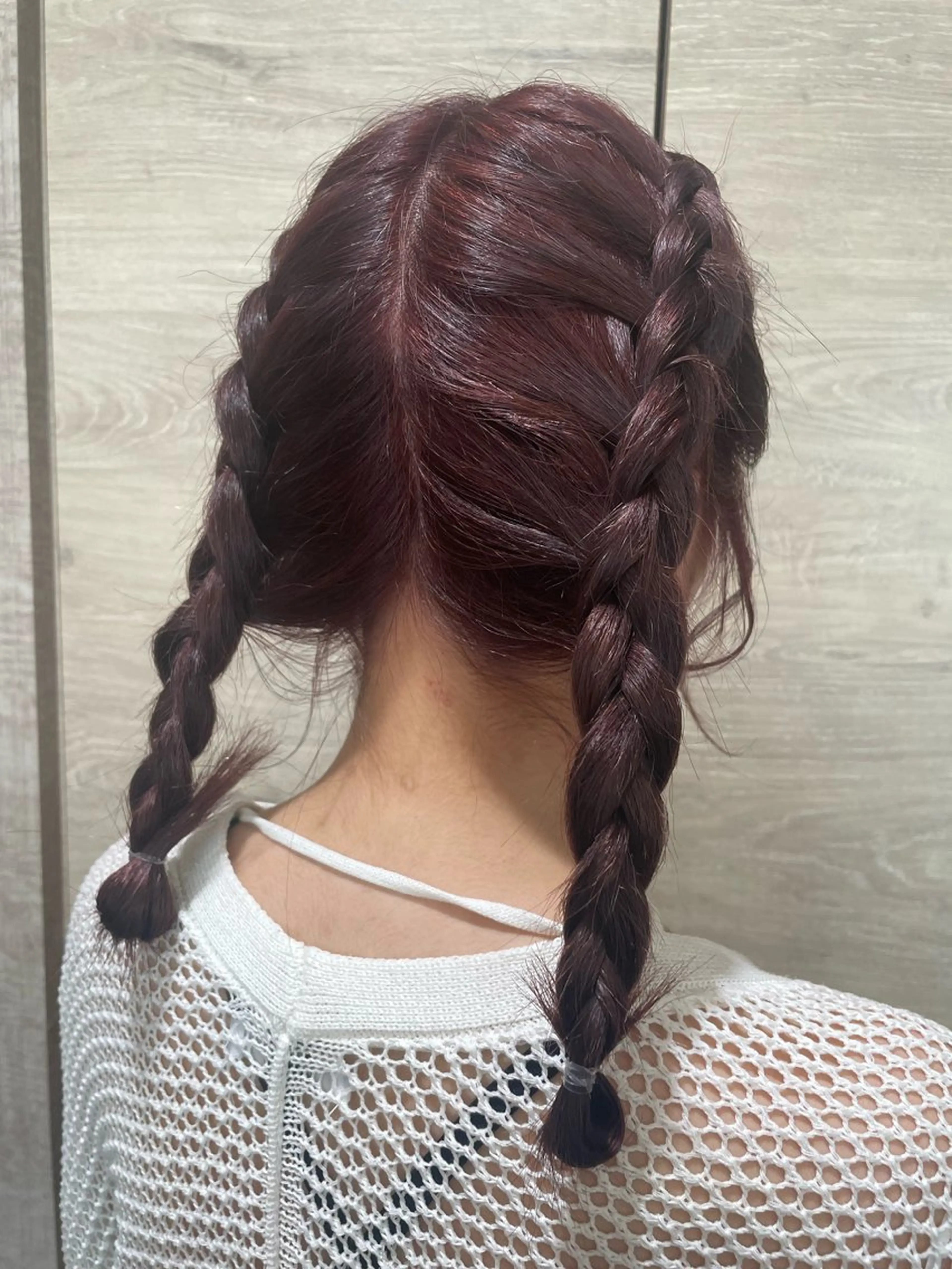 ロング EARTH✂️ 榎谷吏織のヘアスタイル