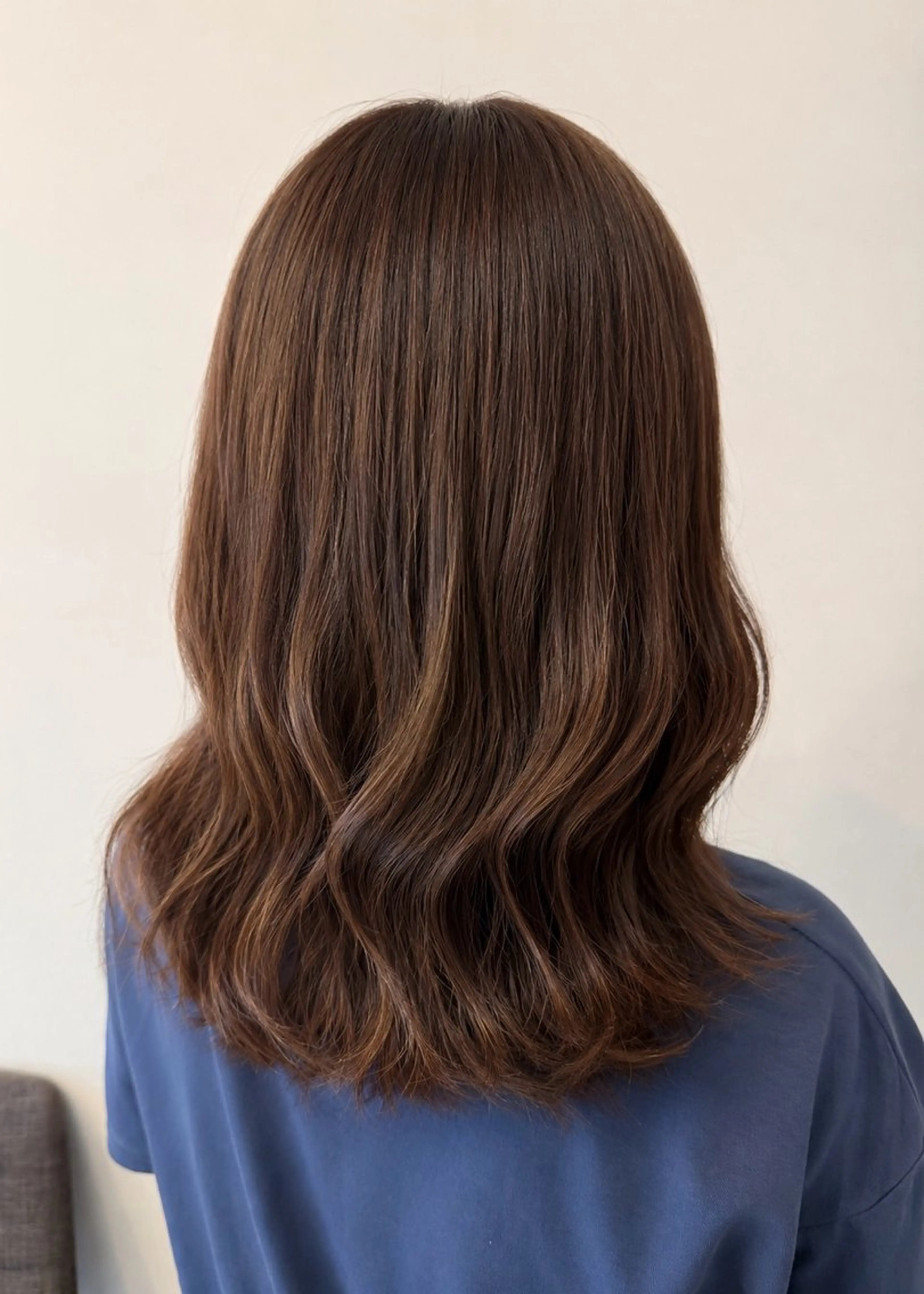 ミディアム カラー ブラウンカラー 透明感カラー ヘアカラー 艶カラー／ 朝香のヘアスタイル