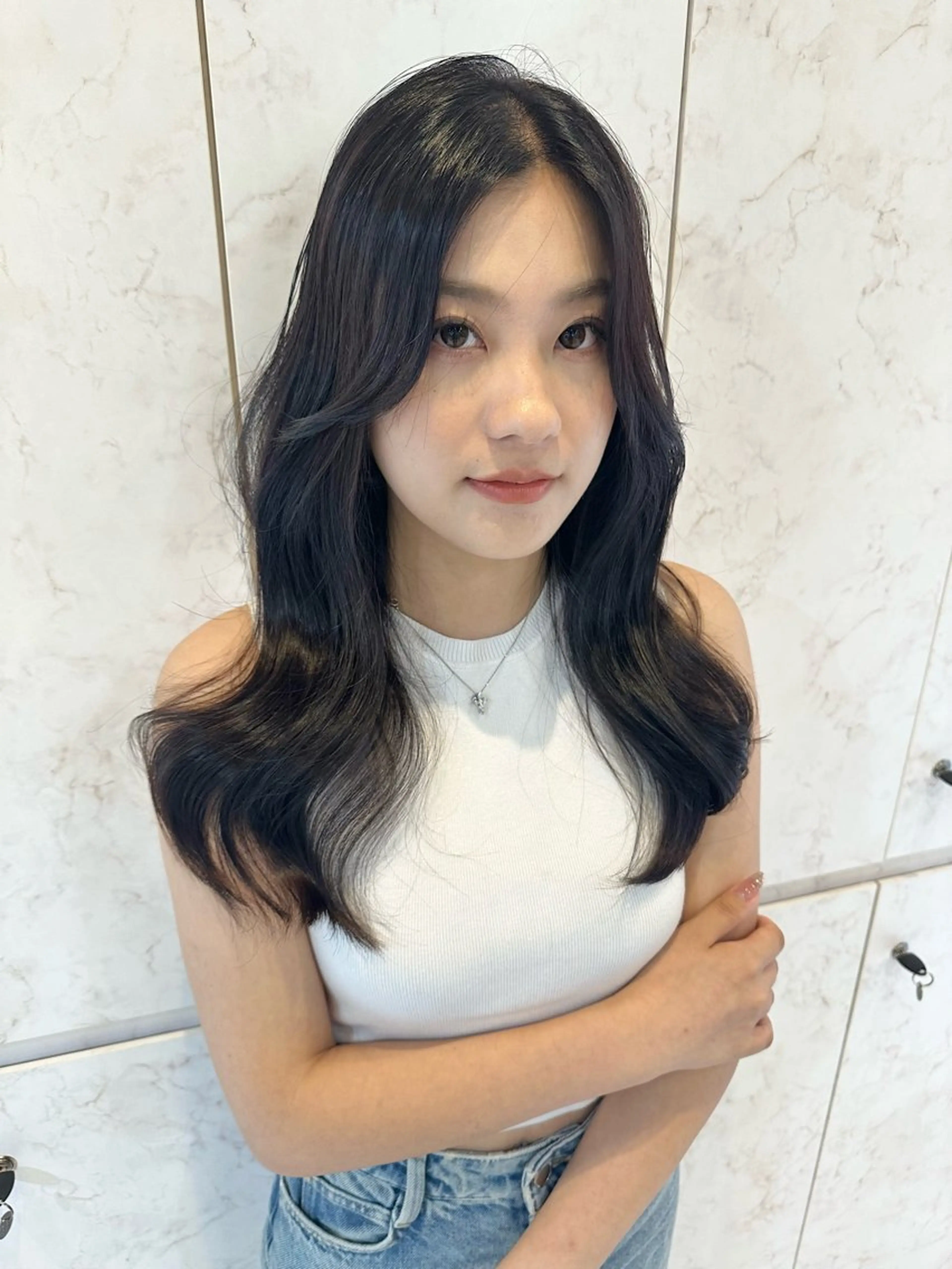 セミロング カラー ヘアアレンジ カット ヘアカラー トリートメント Akane レイヤー/艶カラーのヘアスタイル