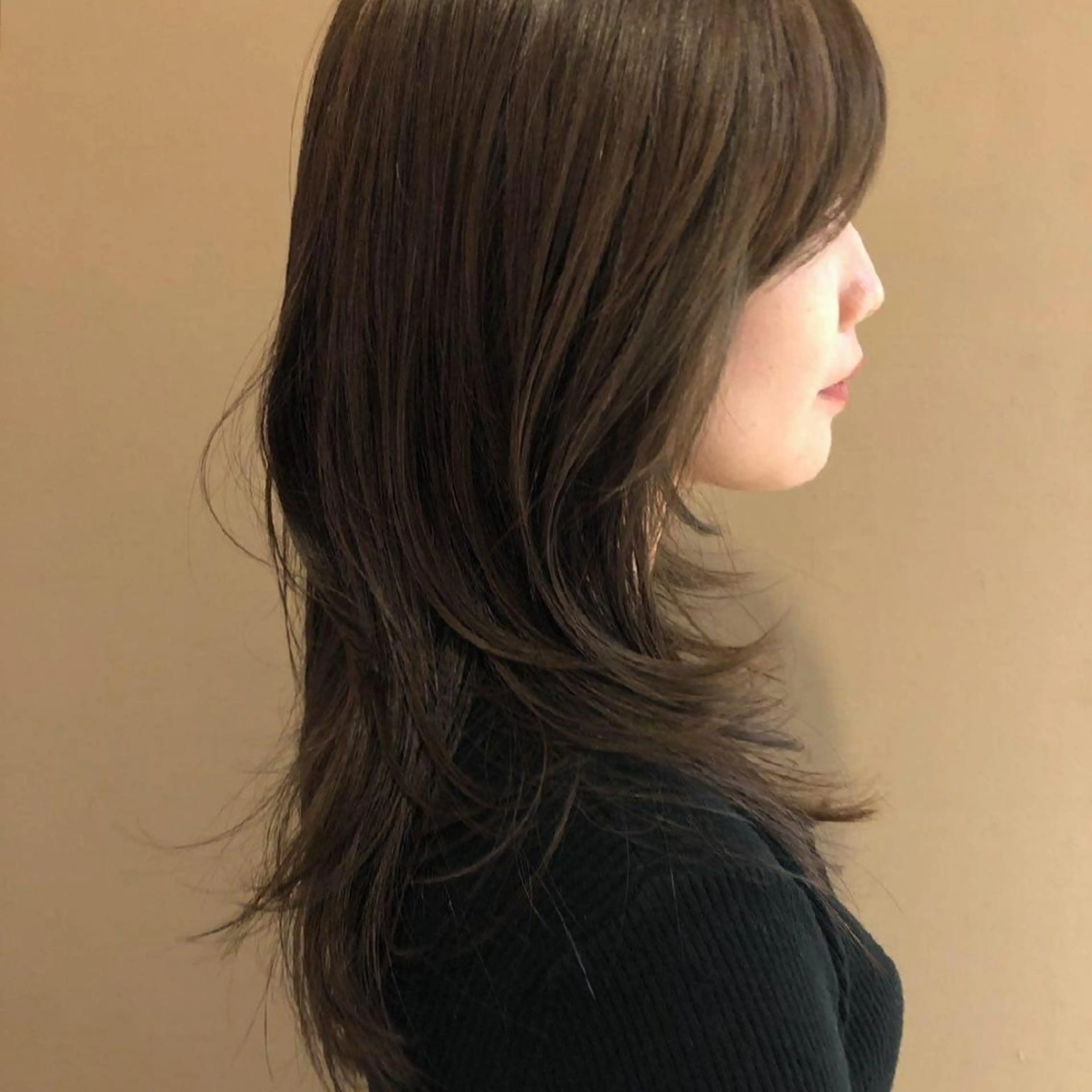 セミロング ハッシュカット レイヤーカット 韓国レイヤー suzuのヘアスタイル