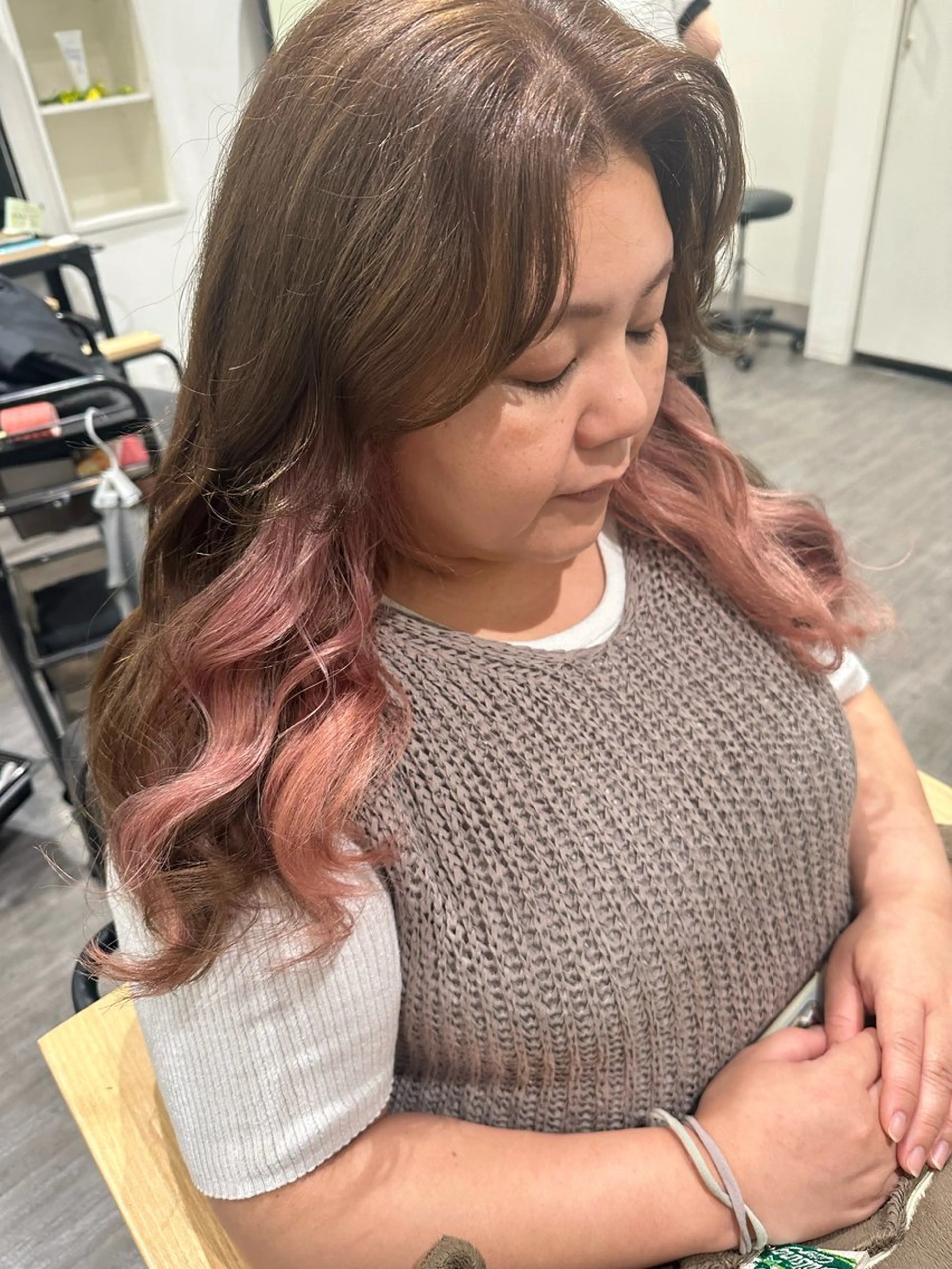 セミロング カラー ピンクカラー ヘアカラー トリートメント 艶髪レイヤー上田 紗也🇰🇷💗のヘアスタイル