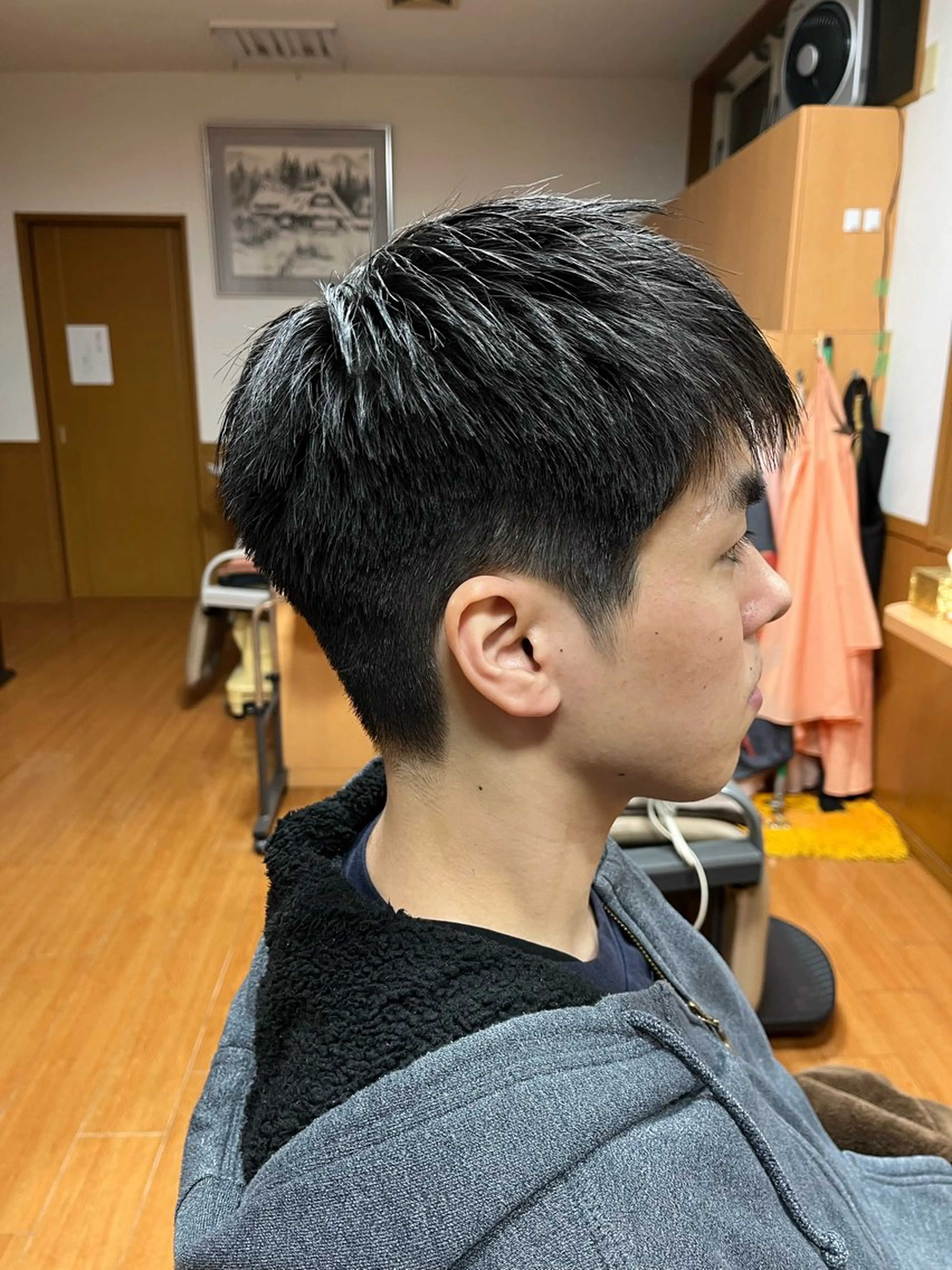 ショート メンズ 刈り上げ 藤崎 光のヘアスタイル