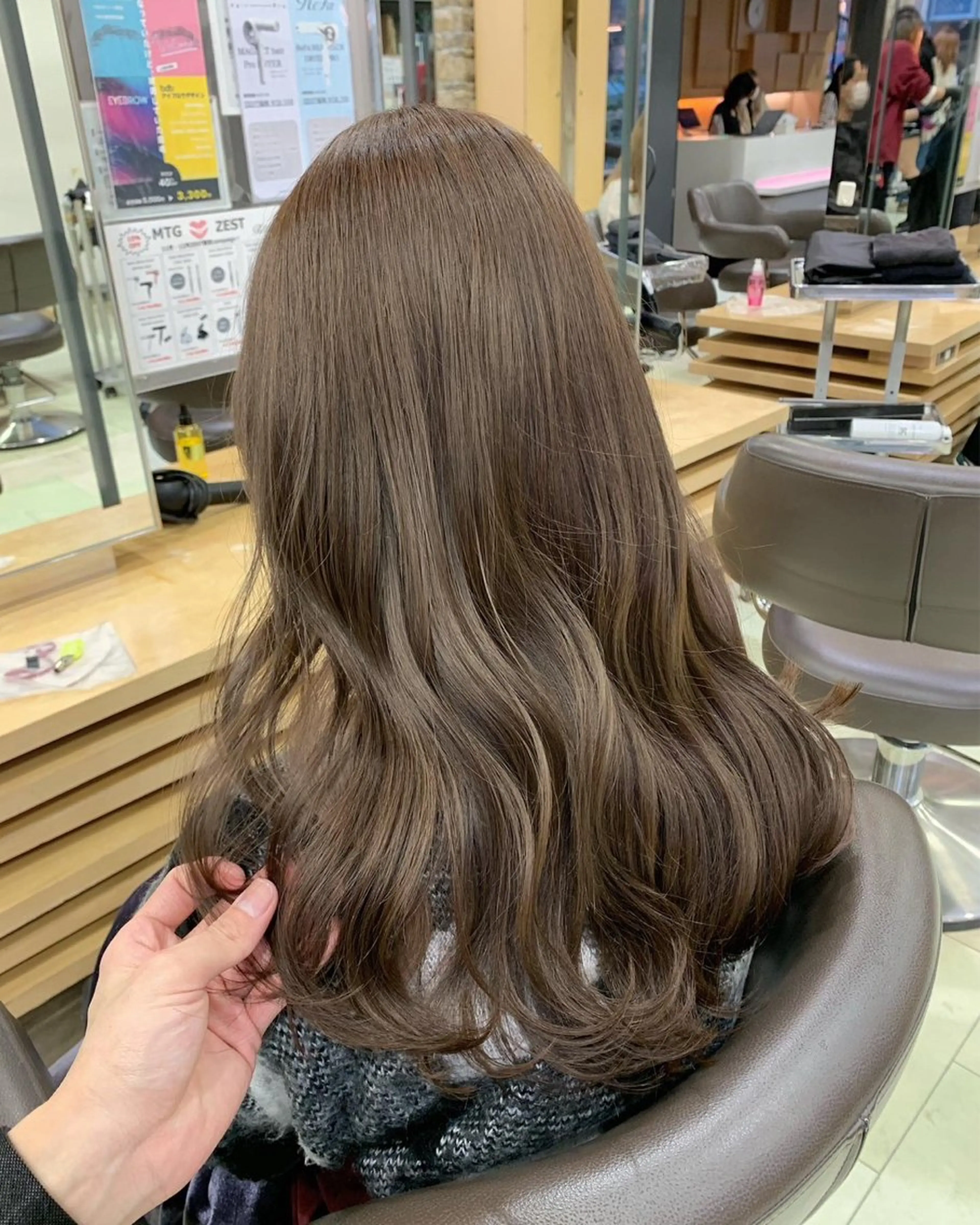 セミロング カラー ヘアカラー トリートメント ヘッドスパ ヘアセット 🫧カット/パーマ /ネイル/かりん🫧のヘアスタイル