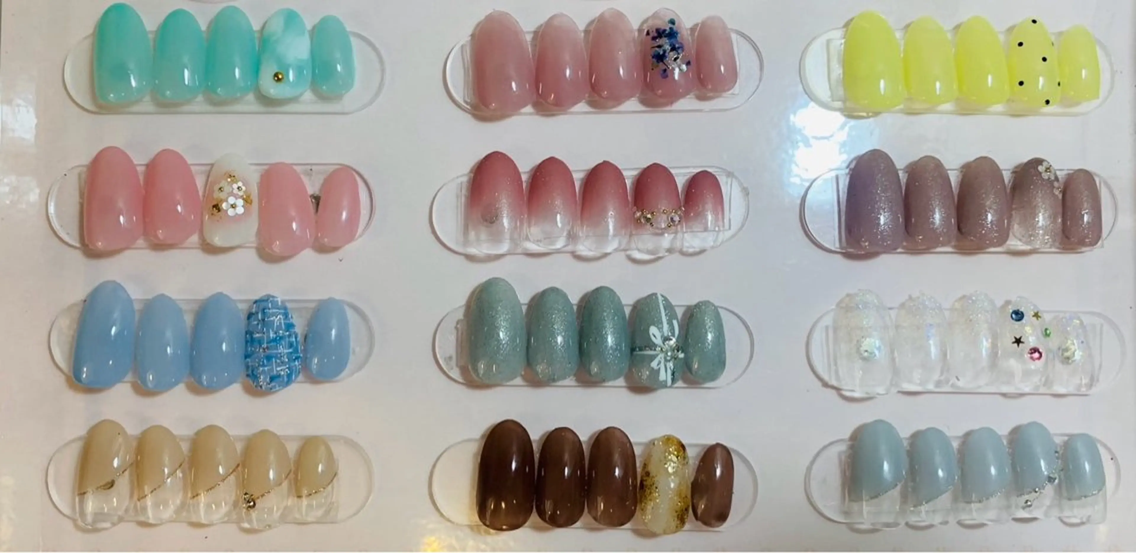 平日限定20%割引　オフなしジェルネイル　シンプルコースの写真