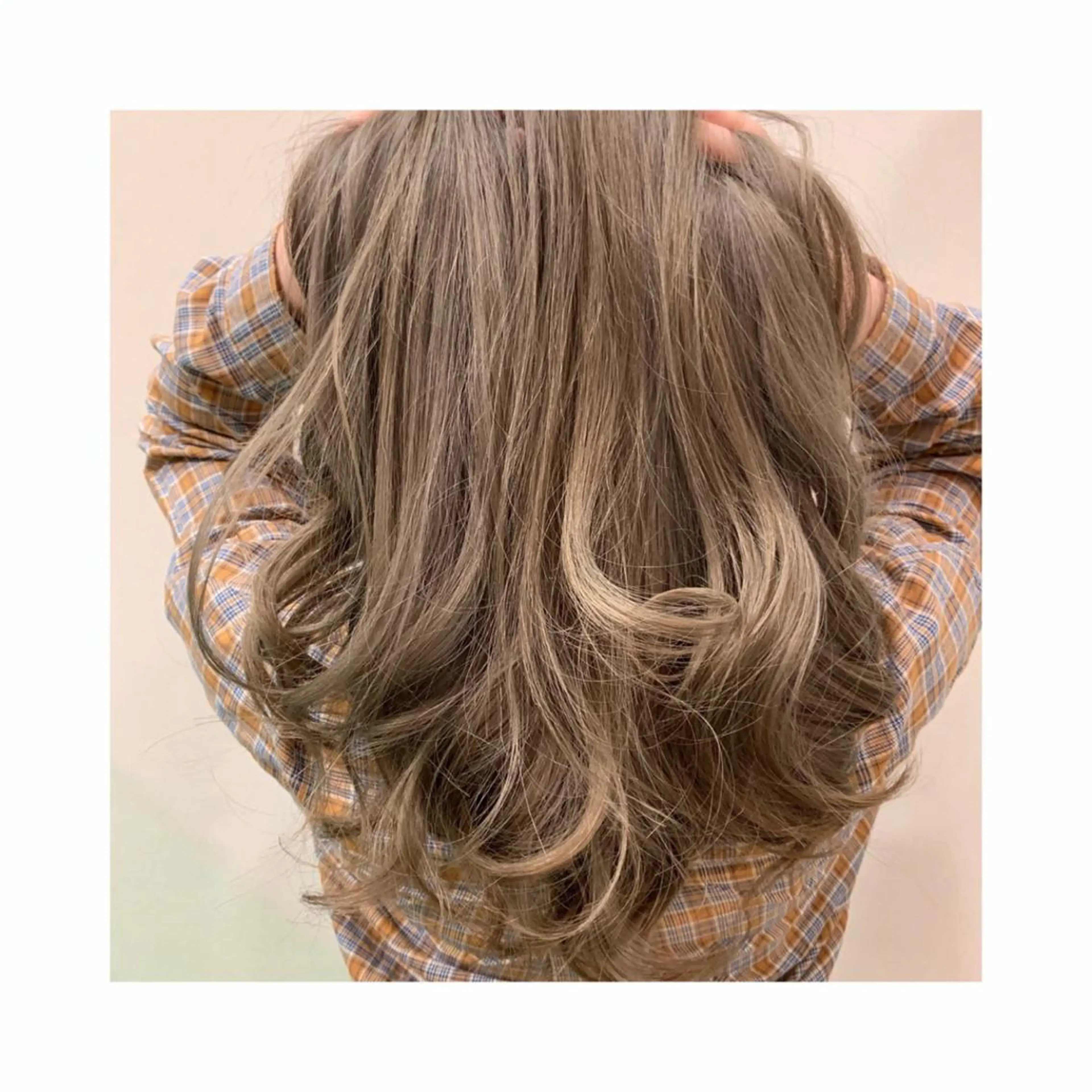 カラー 山本 貴弘のヘアスタイル