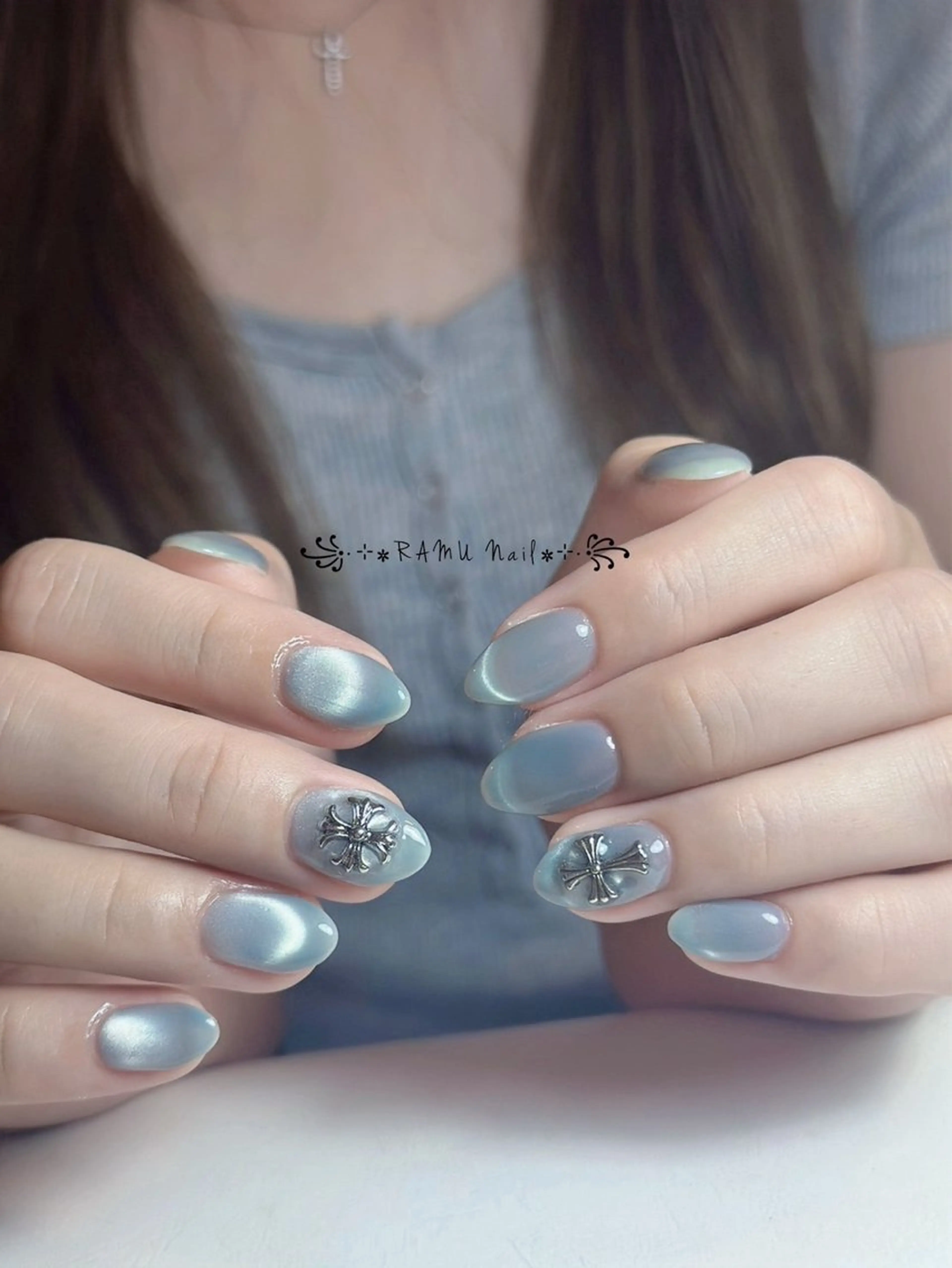 ネイル キラキラネイル マグネットネイル ミラーネイル ピンク 夏ネイル ハンドネイル RAMU Nail 恵比寿店のネイルデザイン