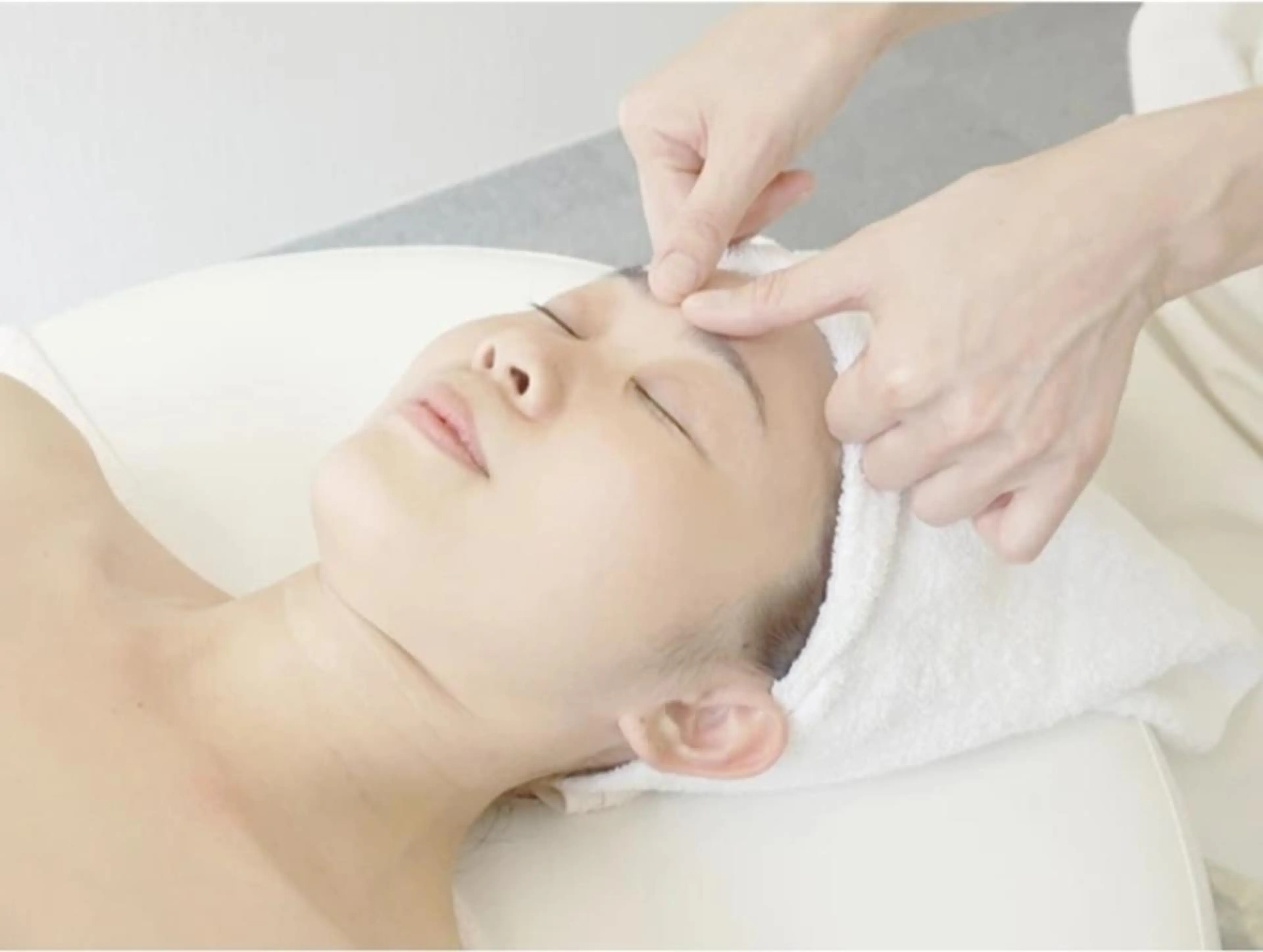 【痛気持ちいい🎶】顔筋美肌リンパマッサージコースの写真