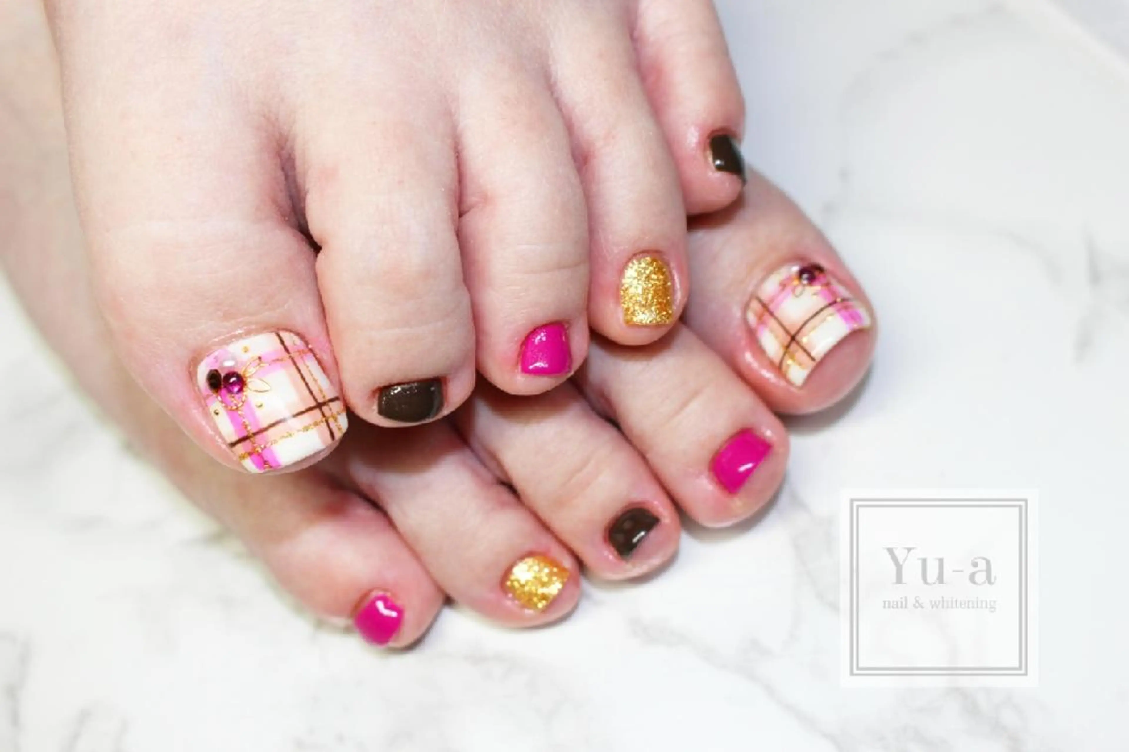 ネイル フットネイル ホワイト 冬ネイル ハンドネイル yu-a☆   柏ネイルのネイルデザイン