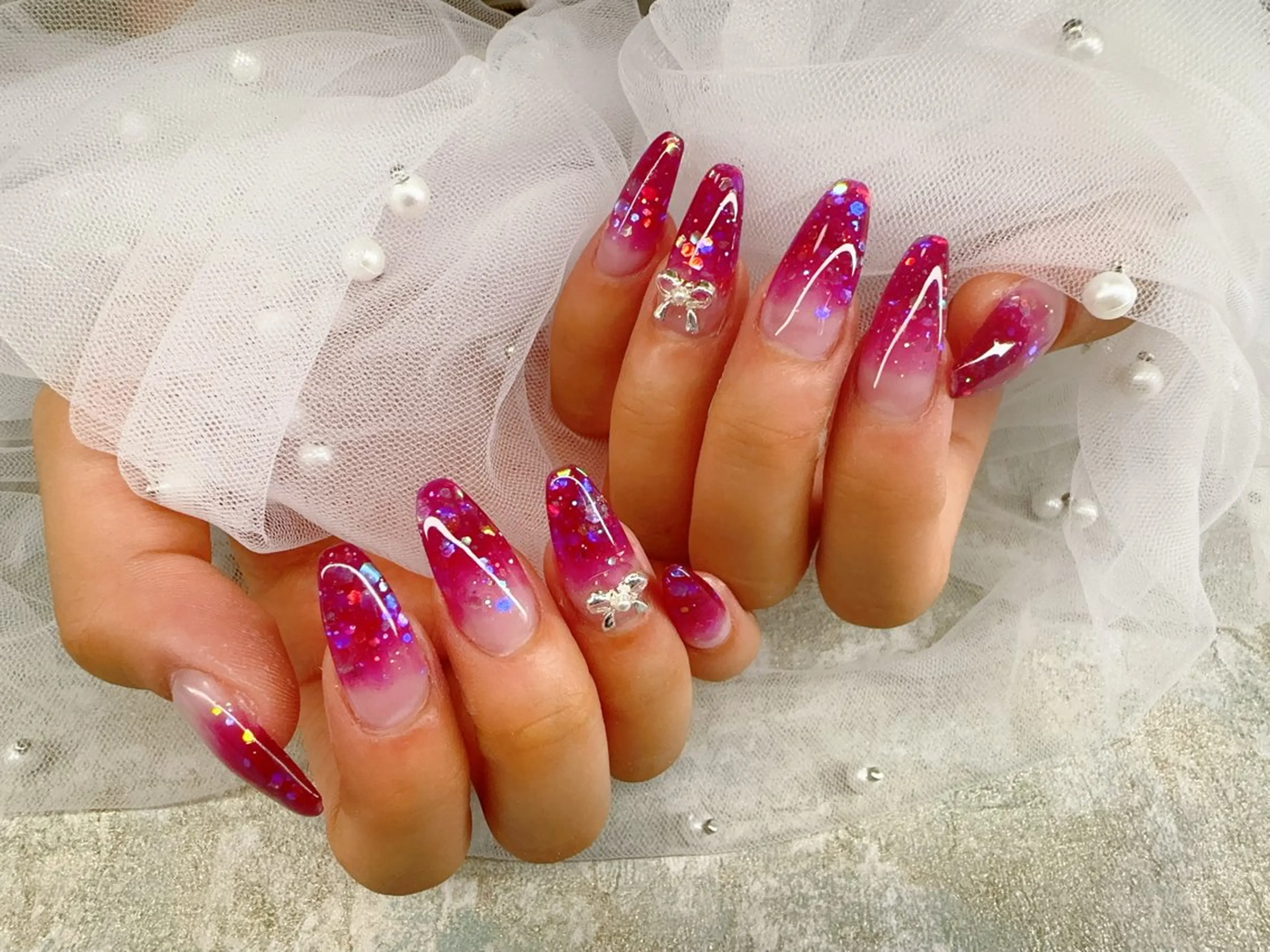 ネイル グラデーション ラメ(グリッター) ラメグラデーション スカルプネイル ビューティーサロンY.所属・ビューティーサロン Y.のネイルデザイン