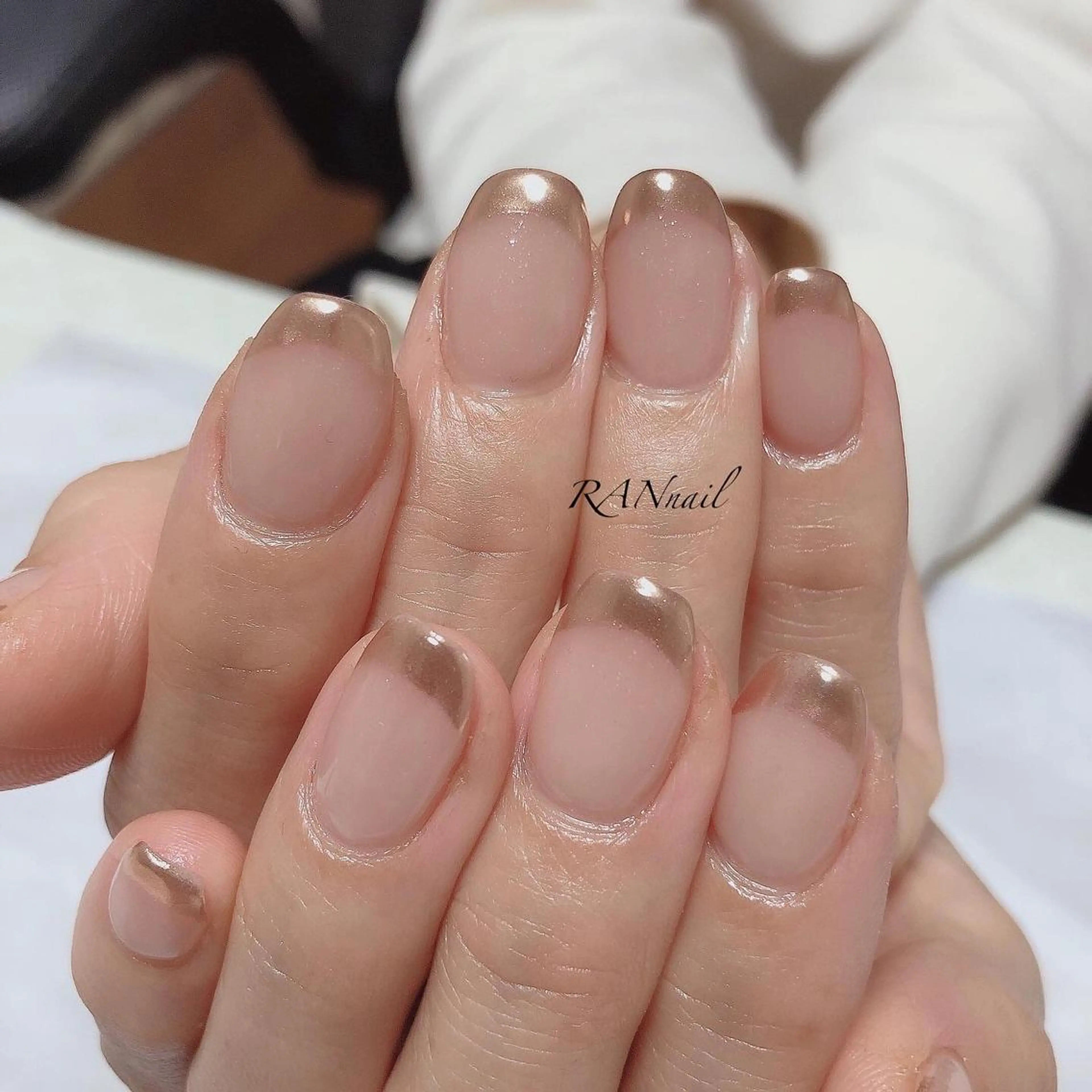 ネイル 成人式 フレンチネイル ゴールド ラメ(グリッター) ミラーネイル RAN nailのネイルデザイン